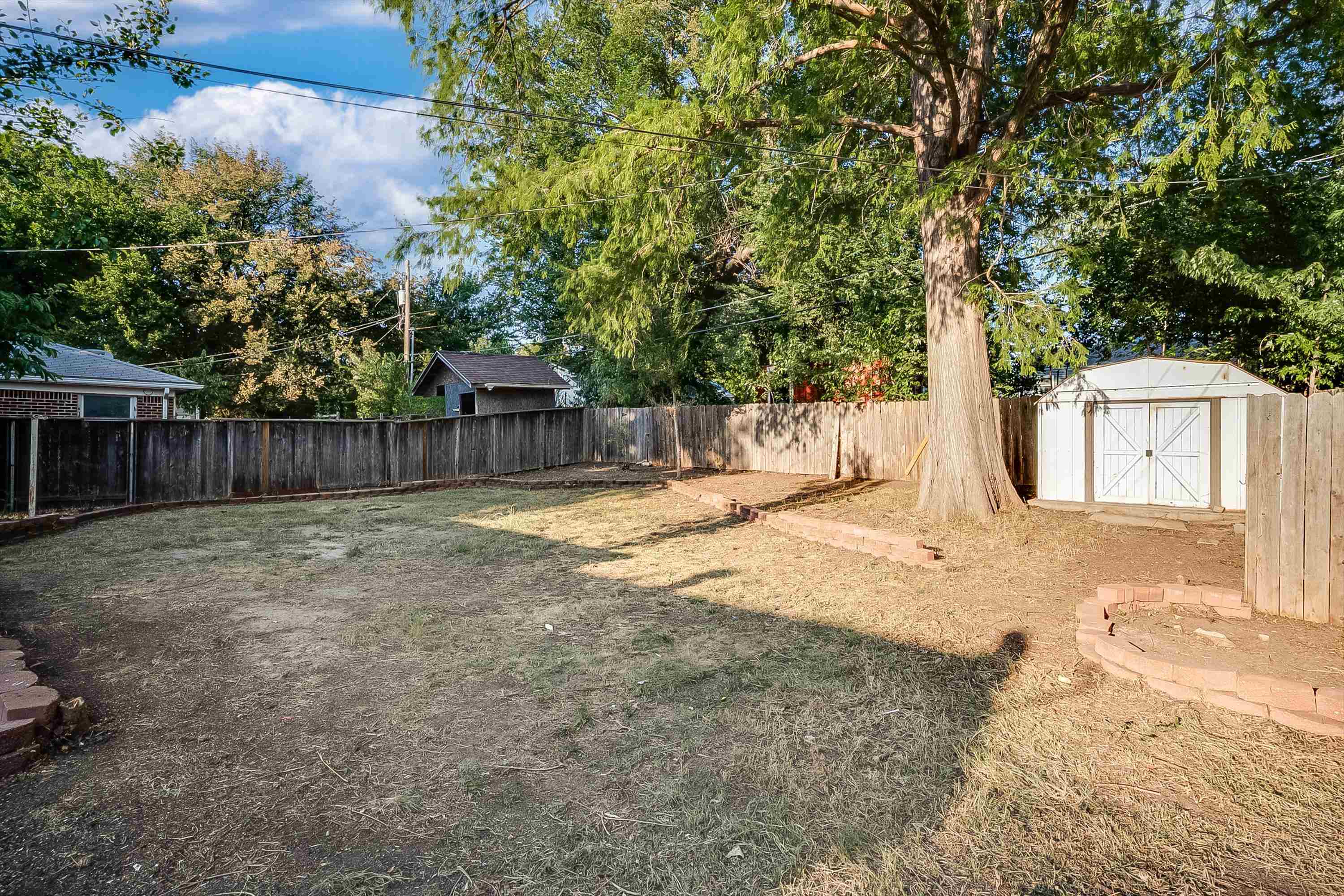 2226 S Belmont St Property Photo 31