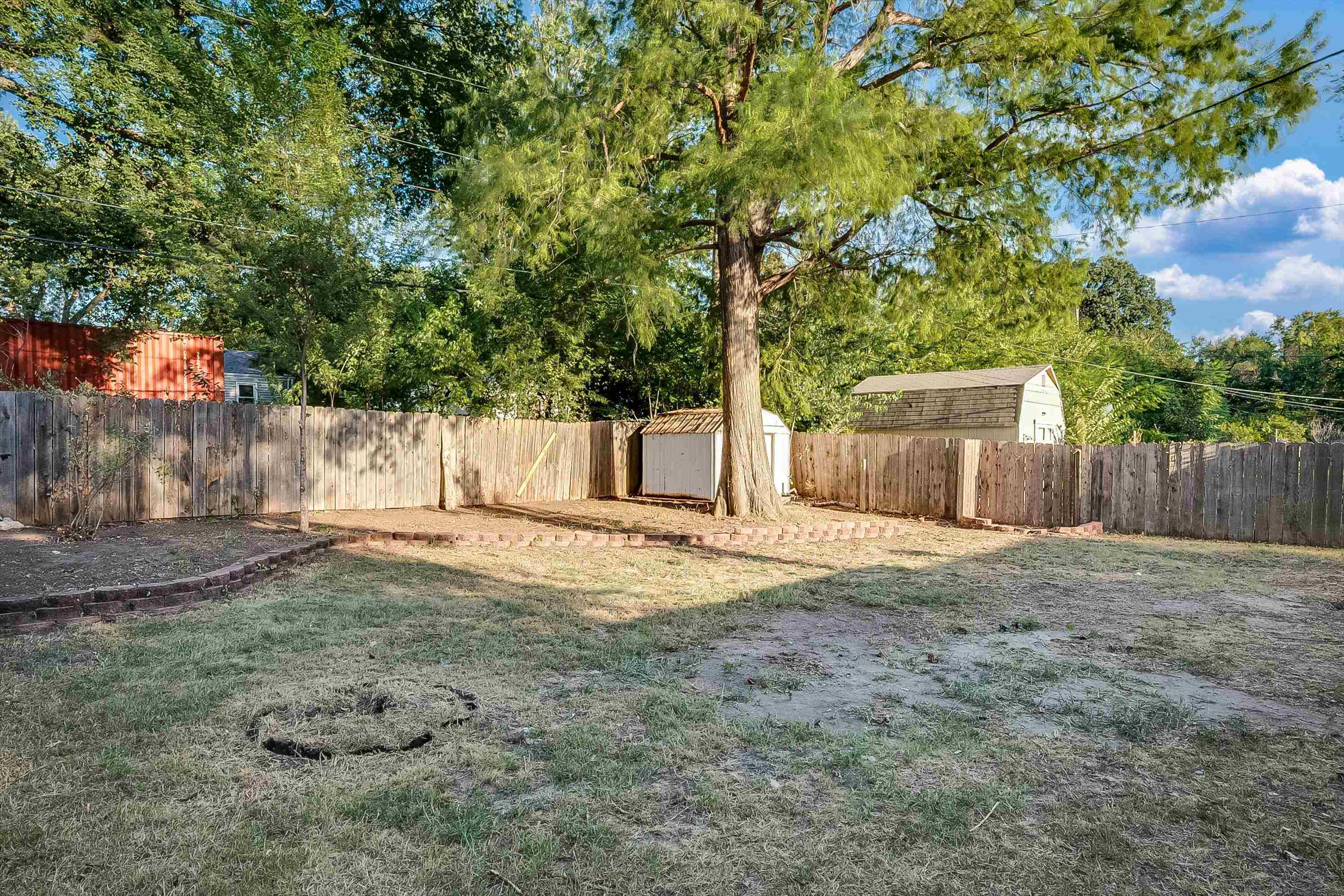 2226 S Belmont St Property Photo 33