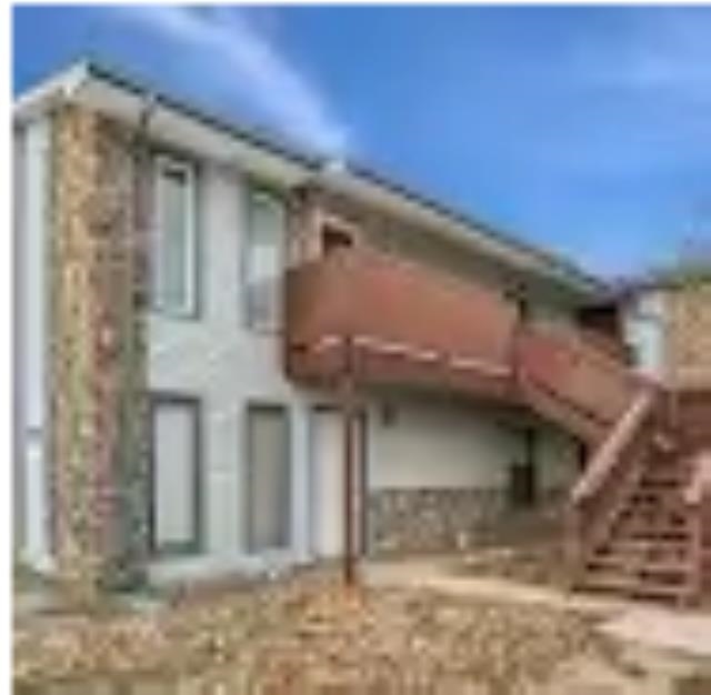 1449 N Smith Ct #3 Property Photo 1