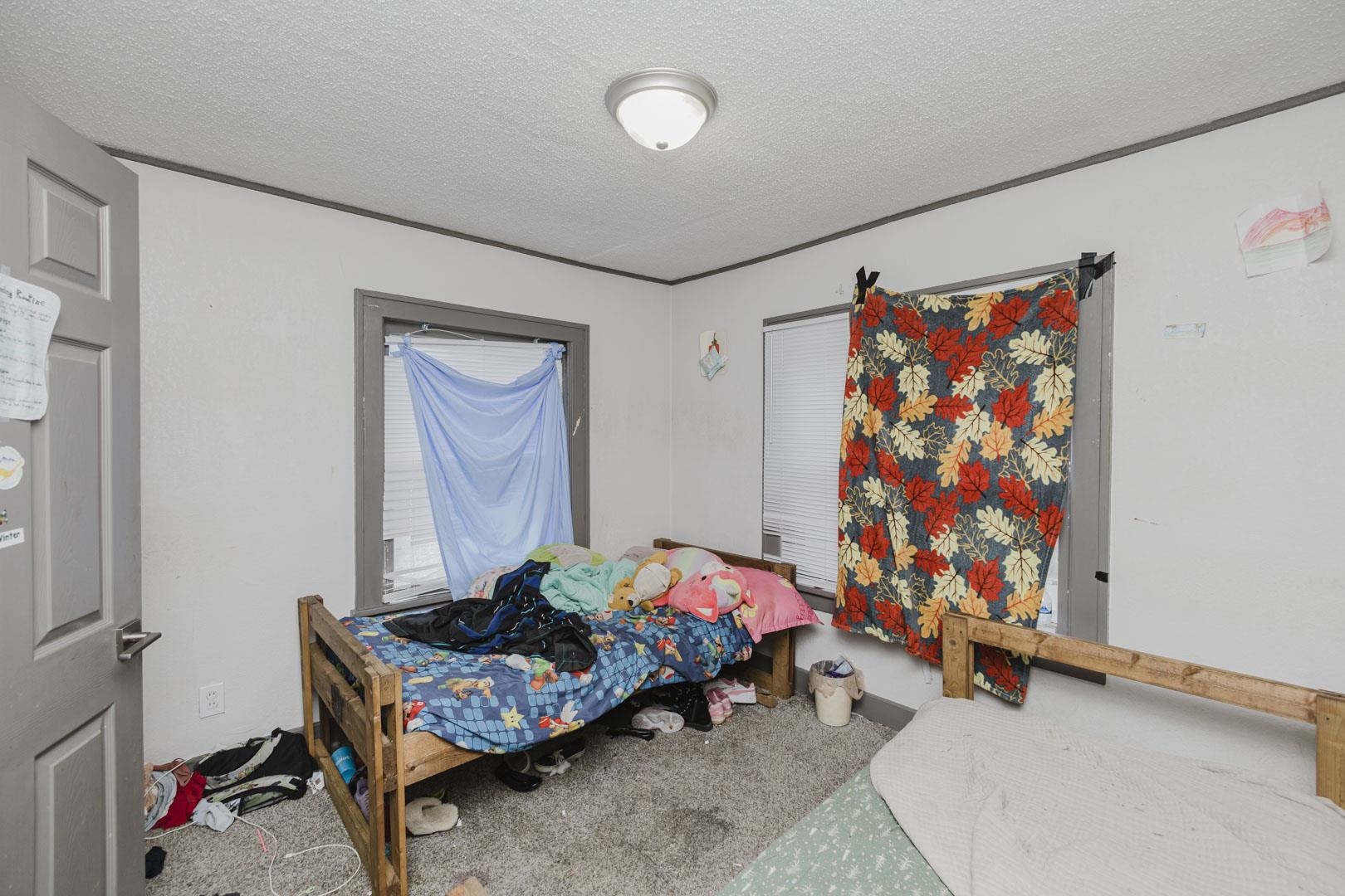 1421 S Hydraulic Property Photo 17