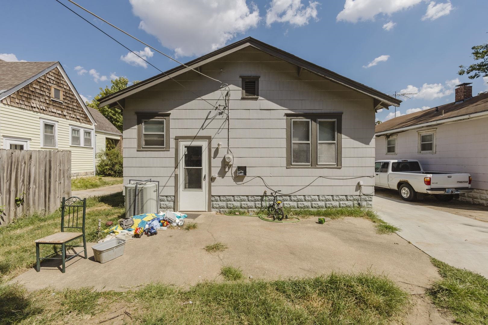 1421 S Hydraulic Property Photo 27