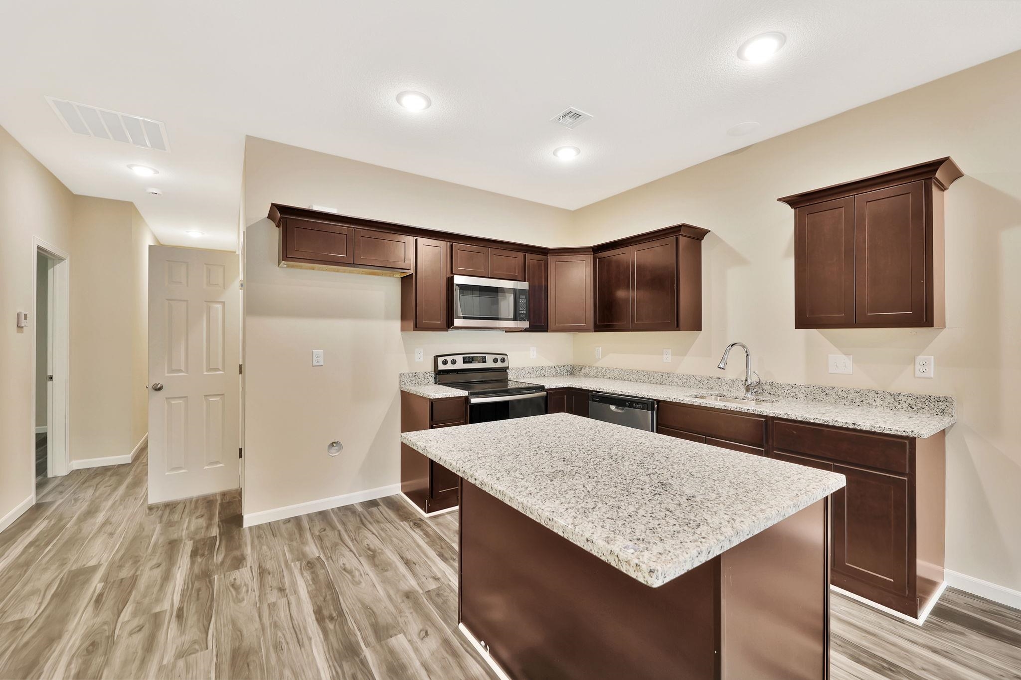 1619 N Fairmount Property Photo 11