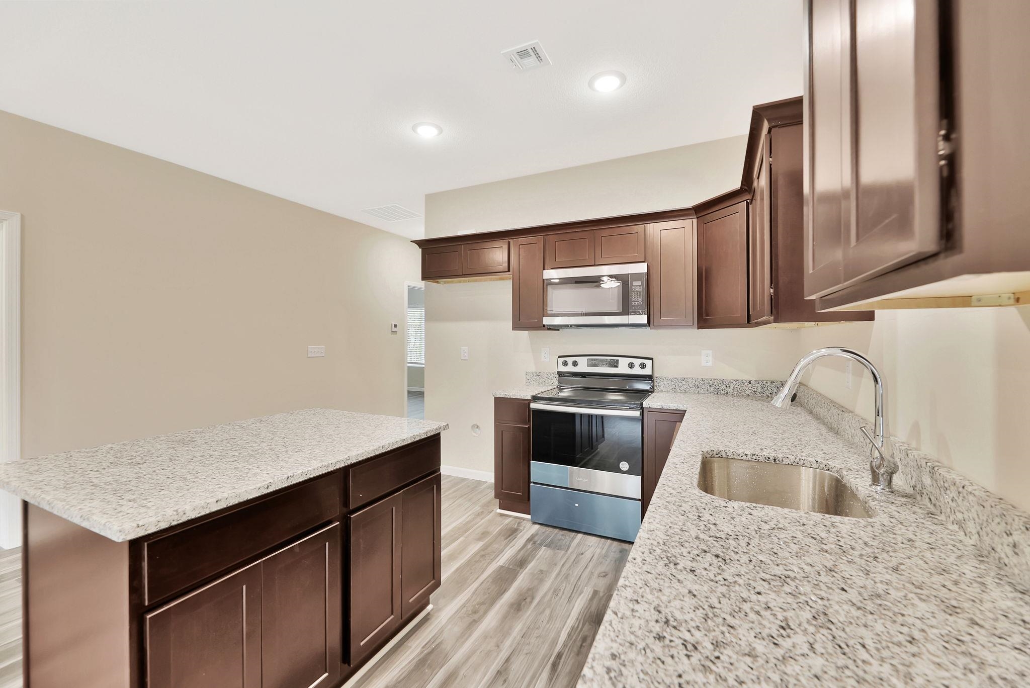 1619 N Fairmount Property Photo 12