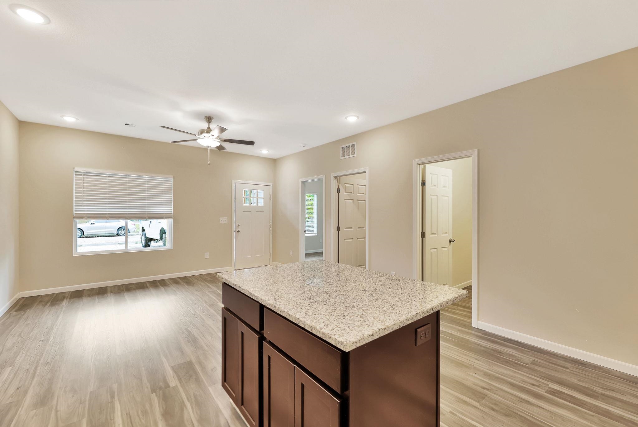 1619 N Fairmount Property Photo 14