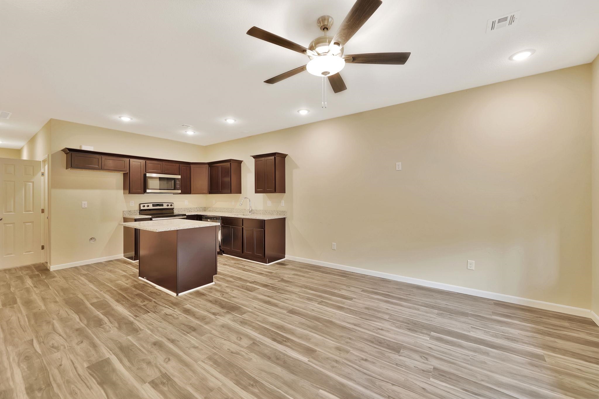 1619 N Fairmount Property Photo 17