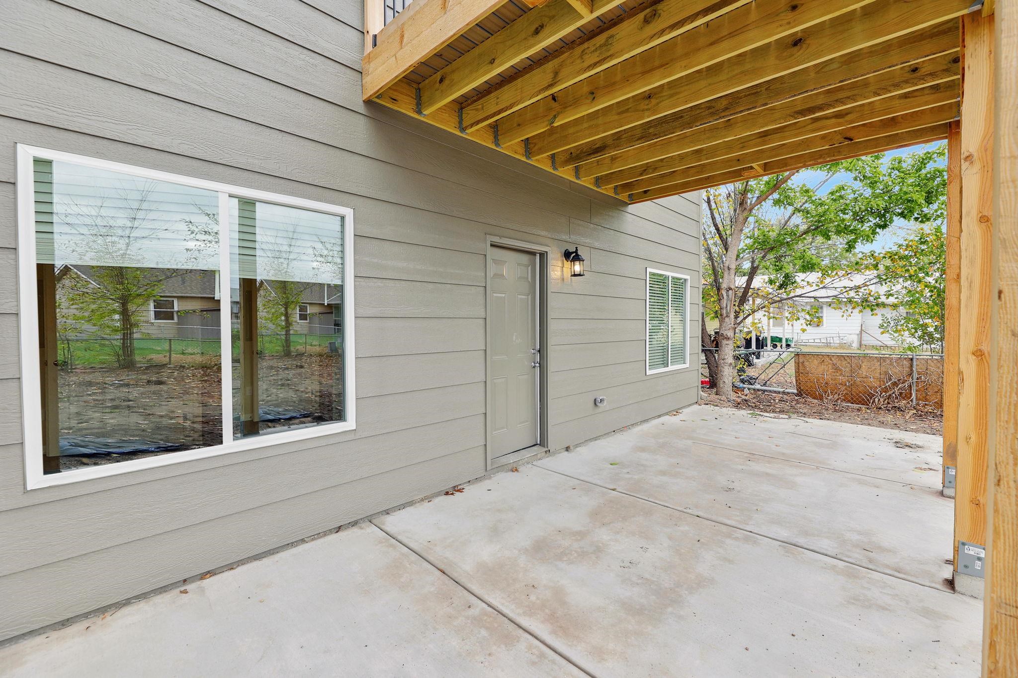 1619 N Fairmount Property Photo 25