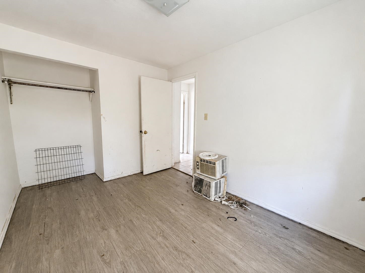 4204-4206 E Wilma St Property Photo 10