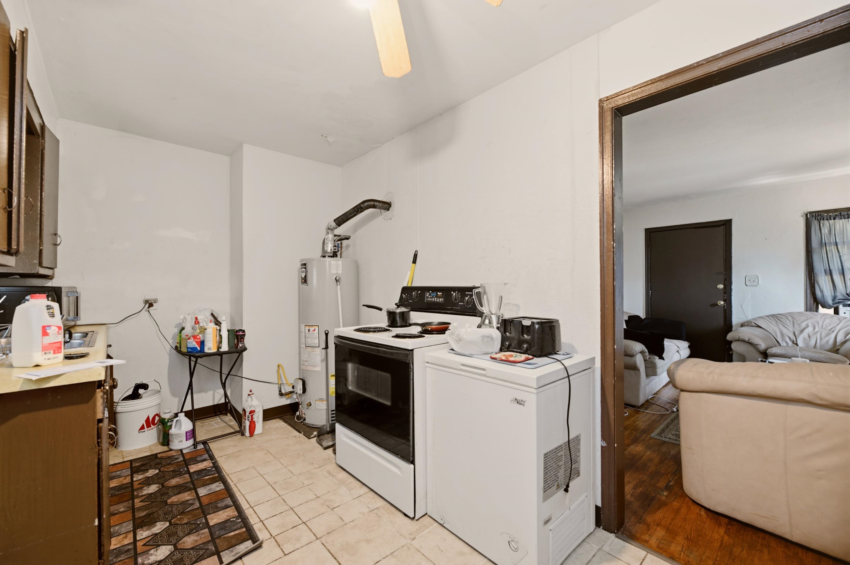 2519 S Ellis Ave Property Photo 26