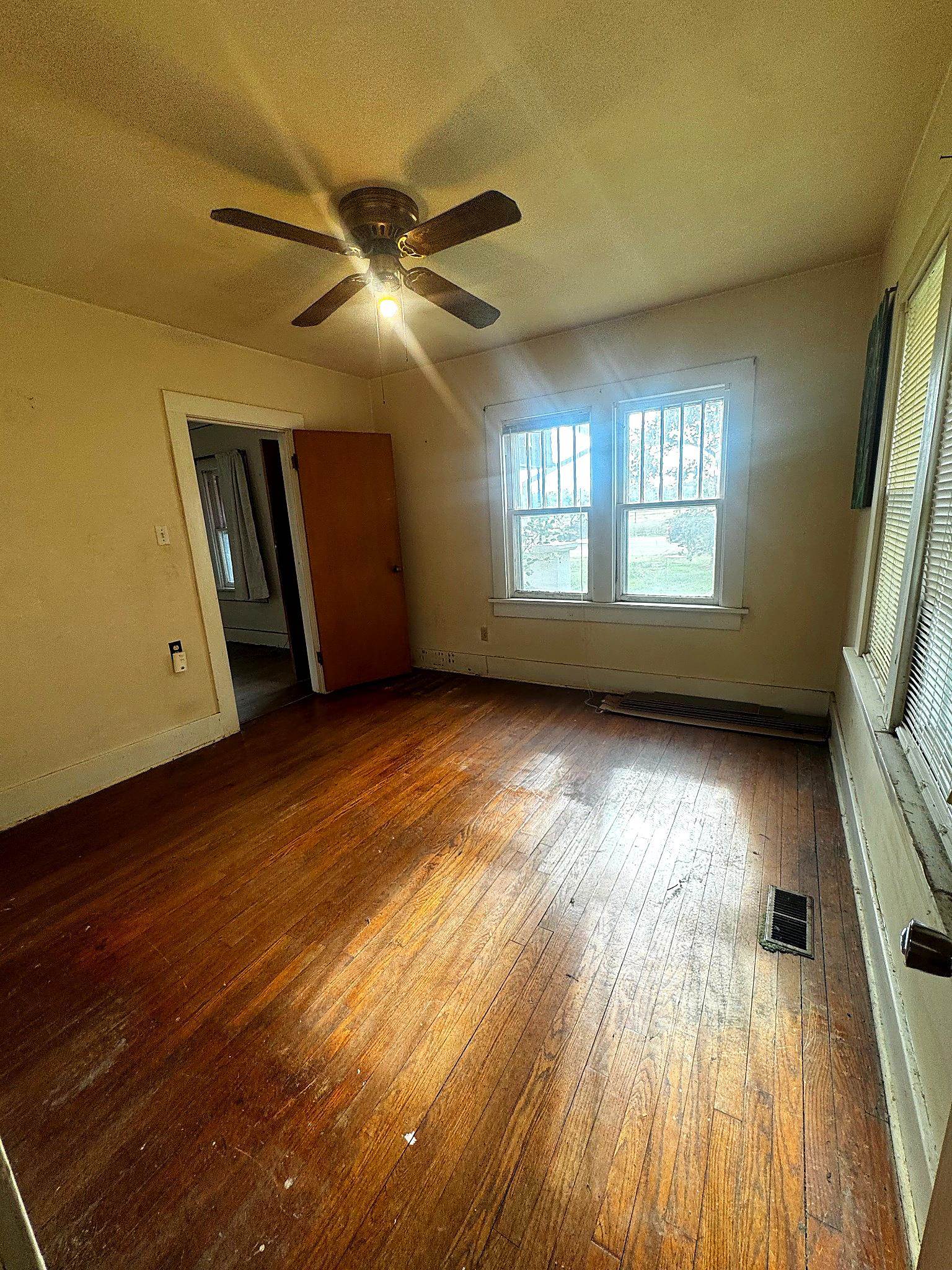 1808 S Fall Creek Rd Property Photo 15