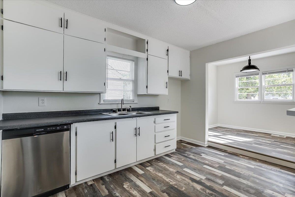 515 N Flora Property Photo 8