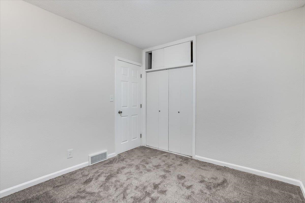 515 N Flora Property Photo 17