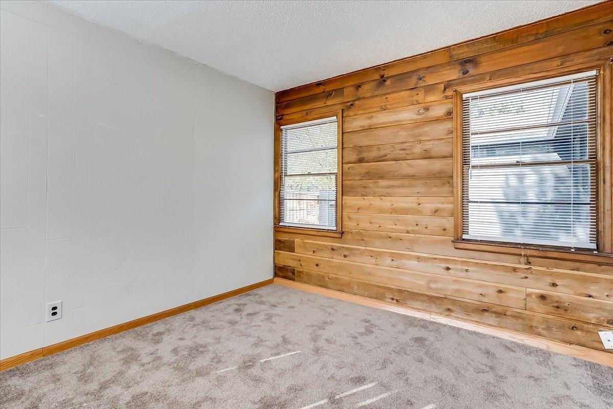515 N Flora Property Photo 19