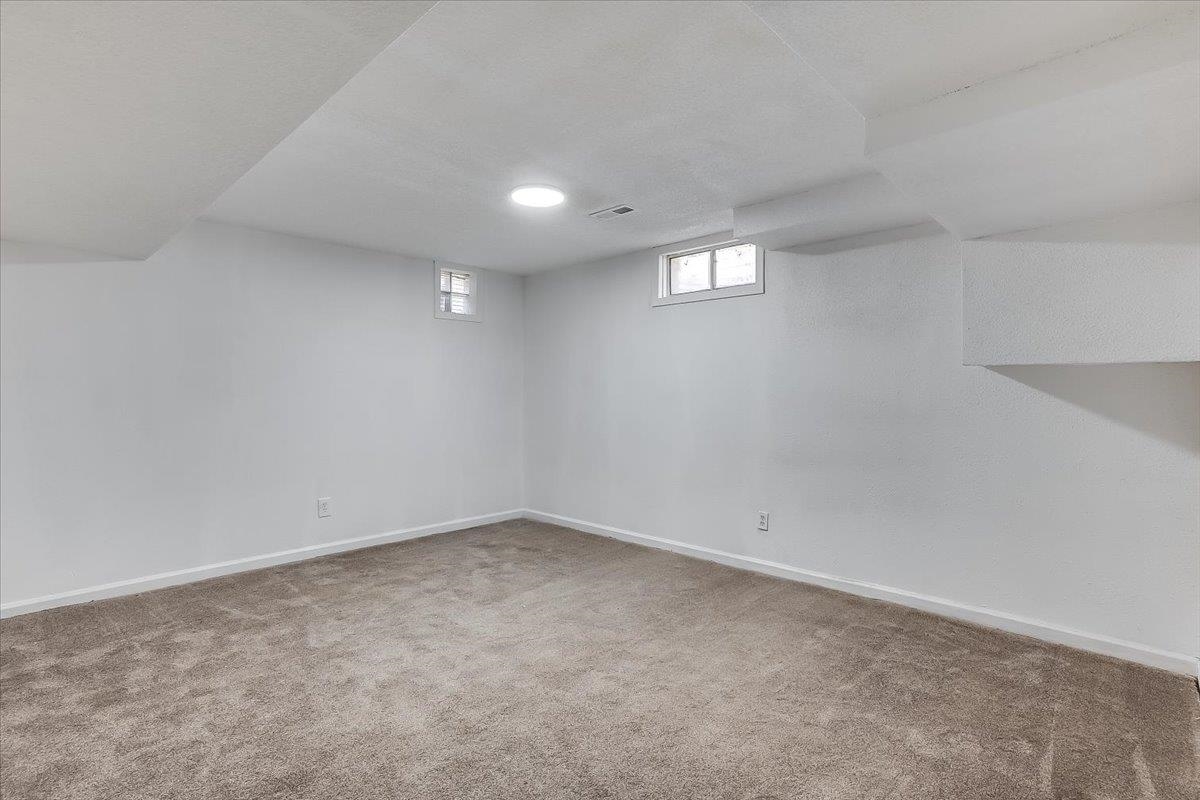 515 N Flora Property Photo 25