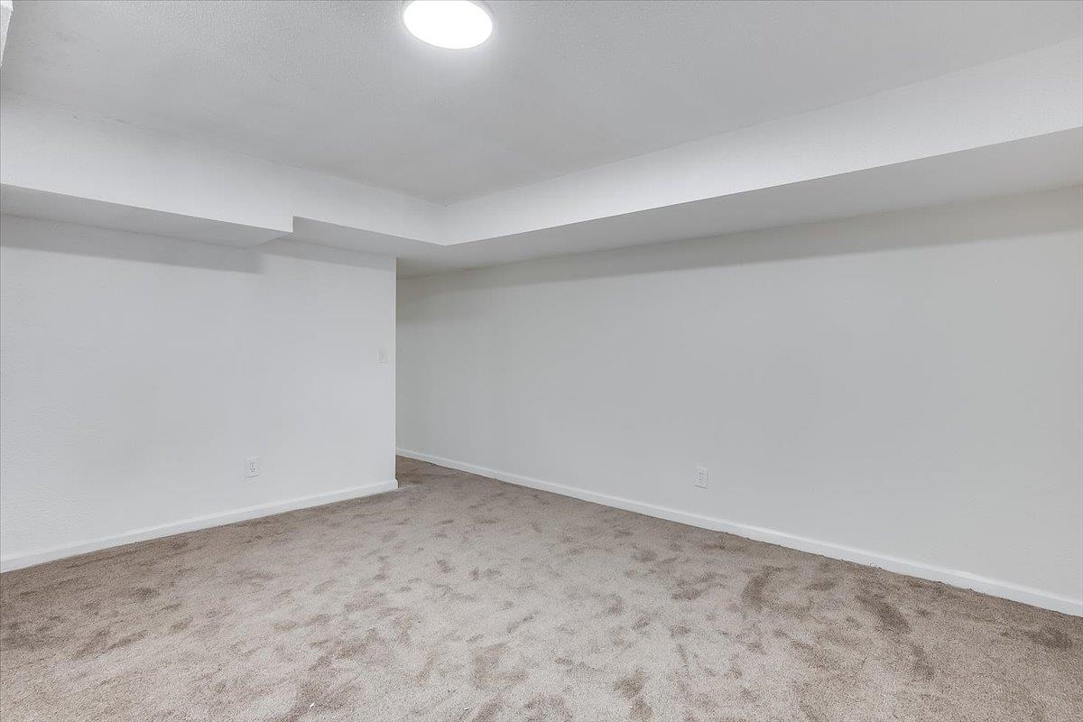 515 N Flora Property Photo 26