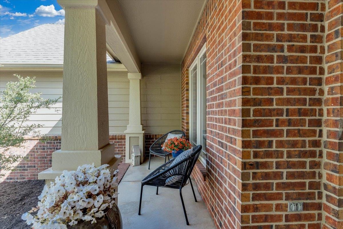 13612 W Highland Springs Ct. Property Photo 6