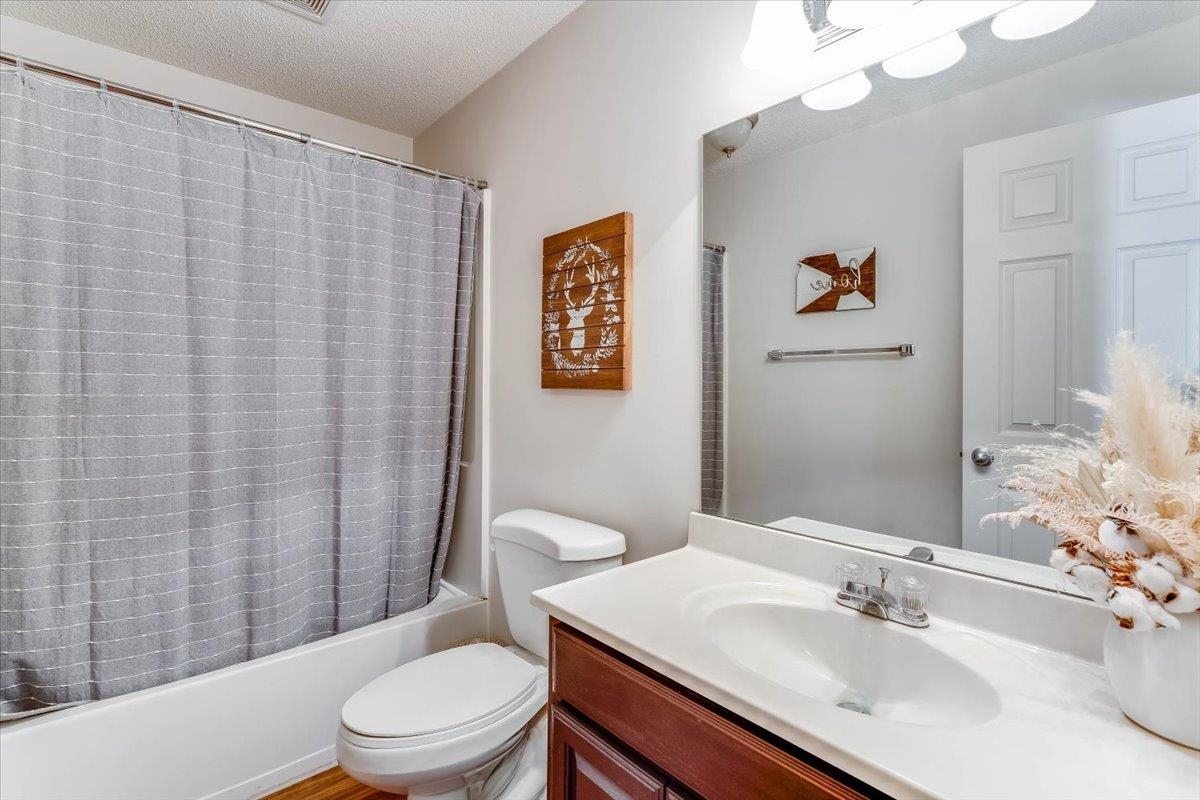 13612 W Highland Springs Ct. Property Photo 25