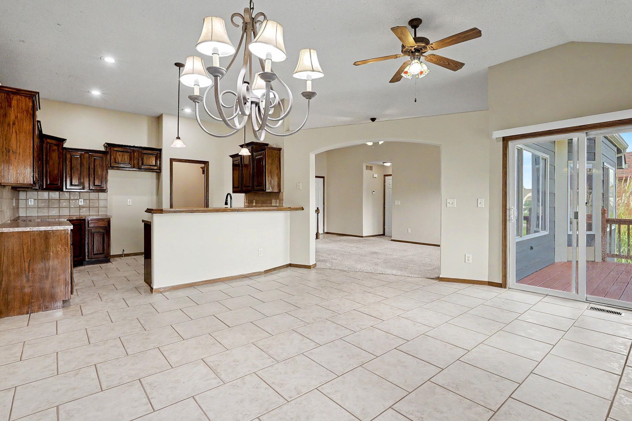 3412 N Ridge Port Property Photo 10