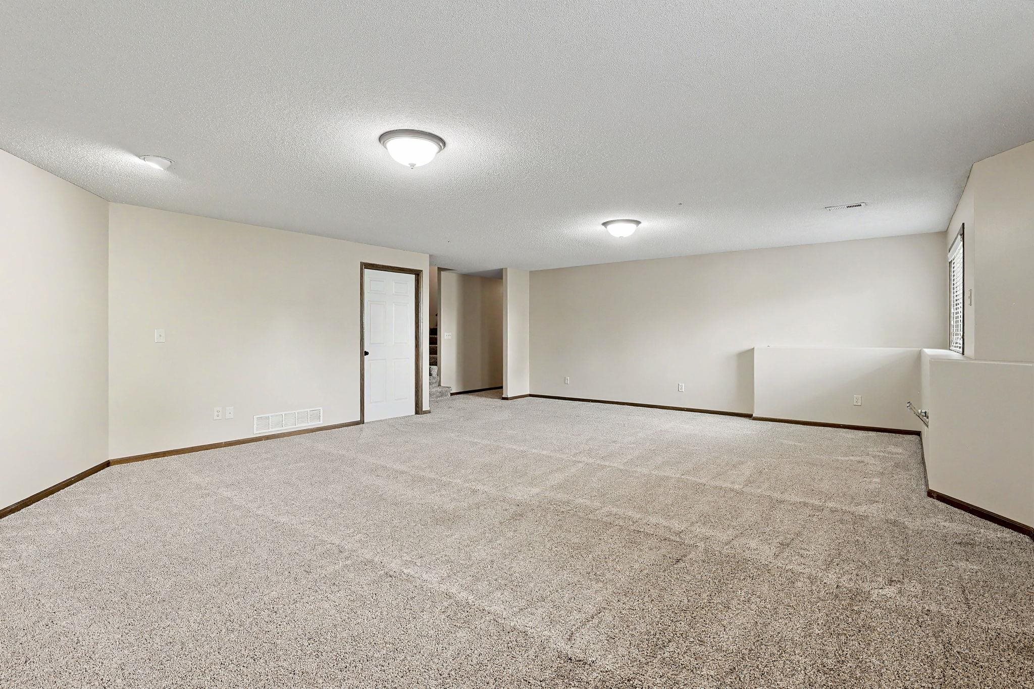 3412 N Ridge Port Property Photo 24