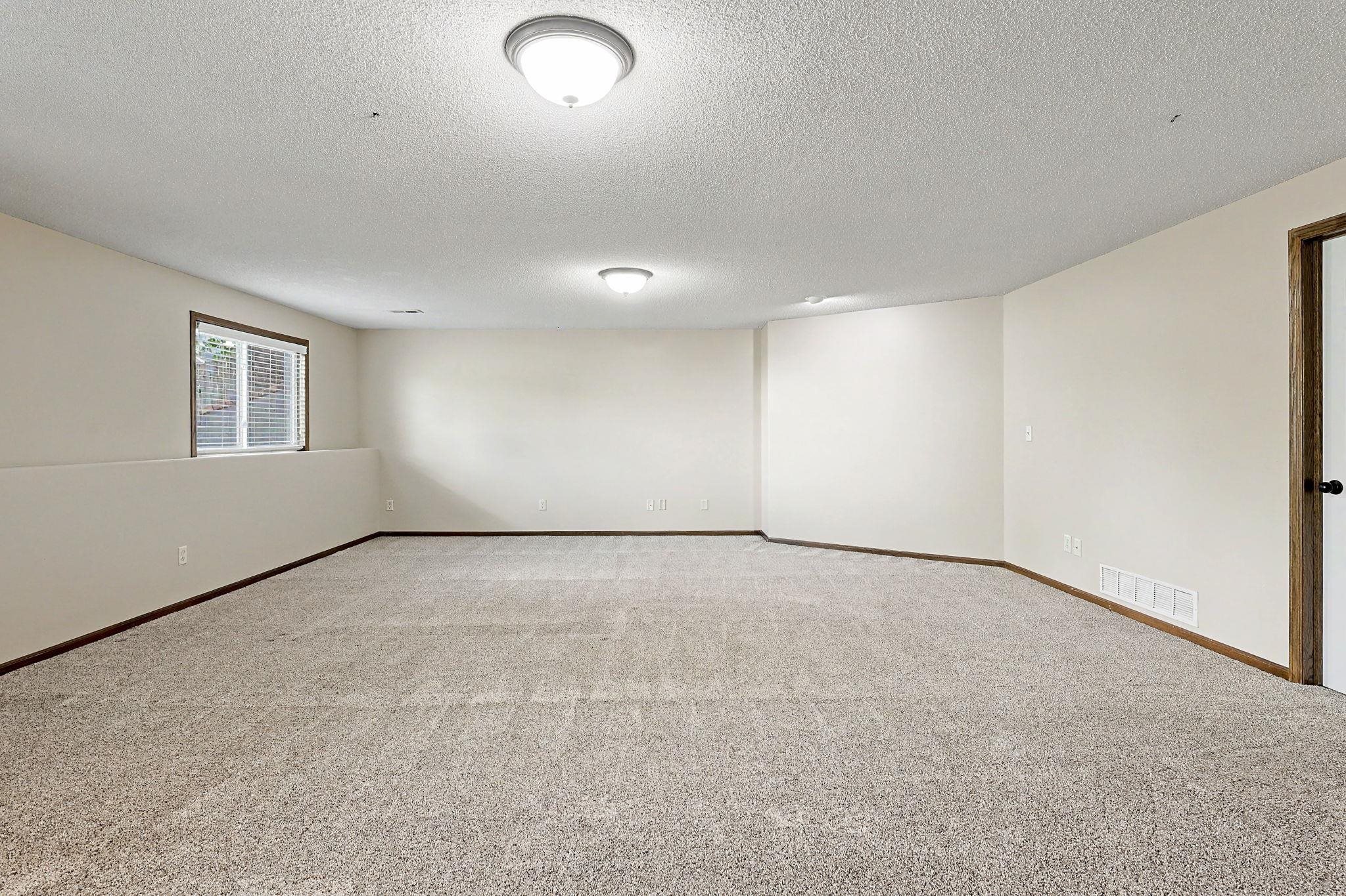 3412 N Ridge Port Property Photo 25