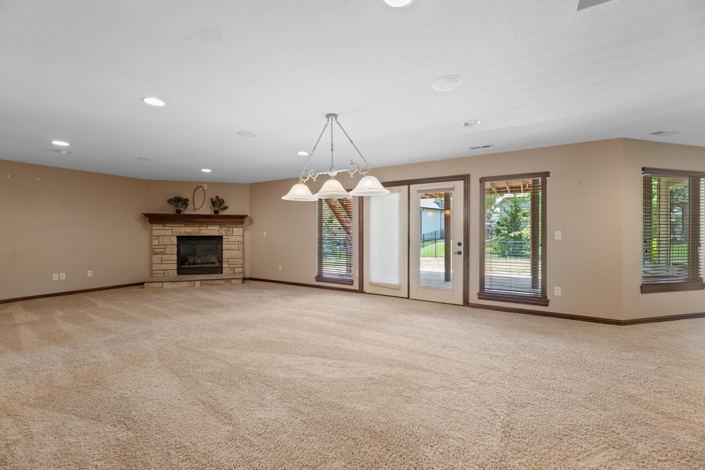 13407 E Mainsgate St Property Photo 19