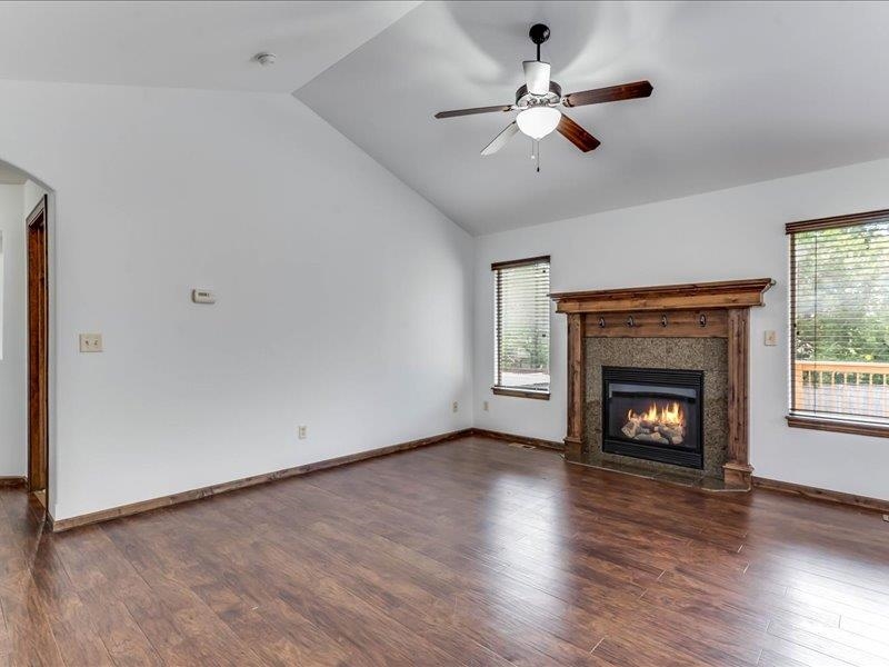 12705 E Woodspring Property Photo 9