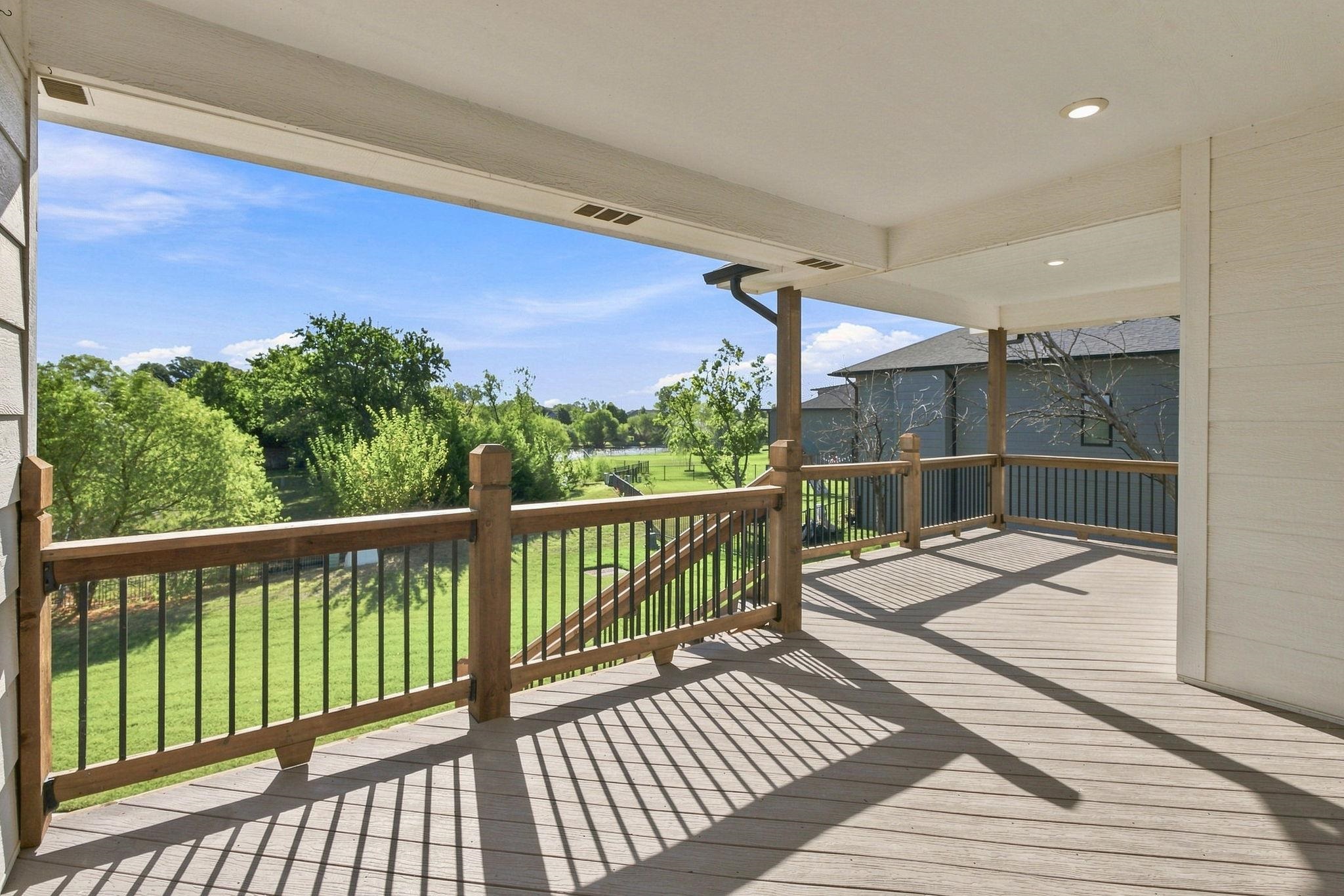 1502 N Shadow Rock Dr Property Photo 30