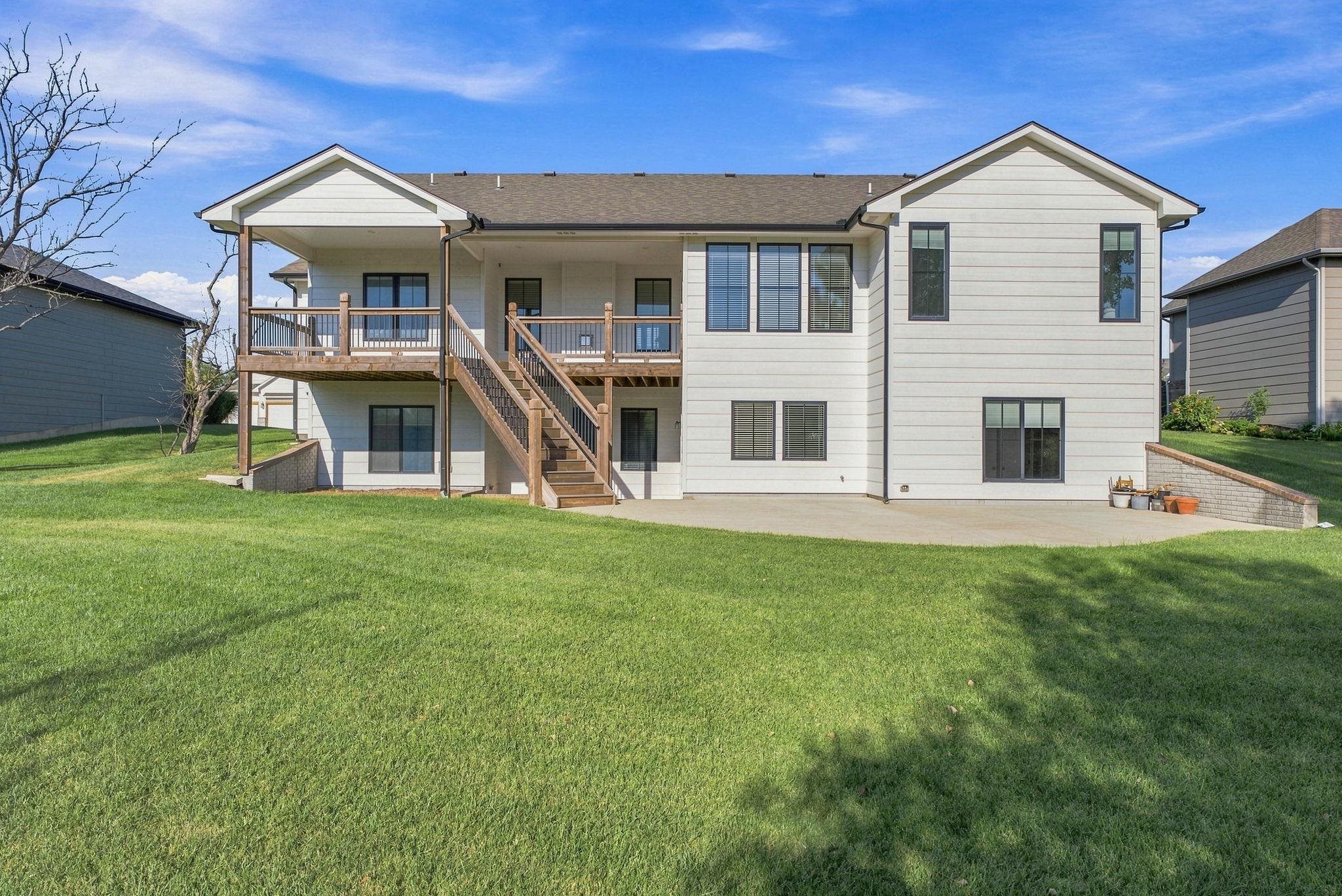 1502 N Shadow Rock Dr Property Photo 31