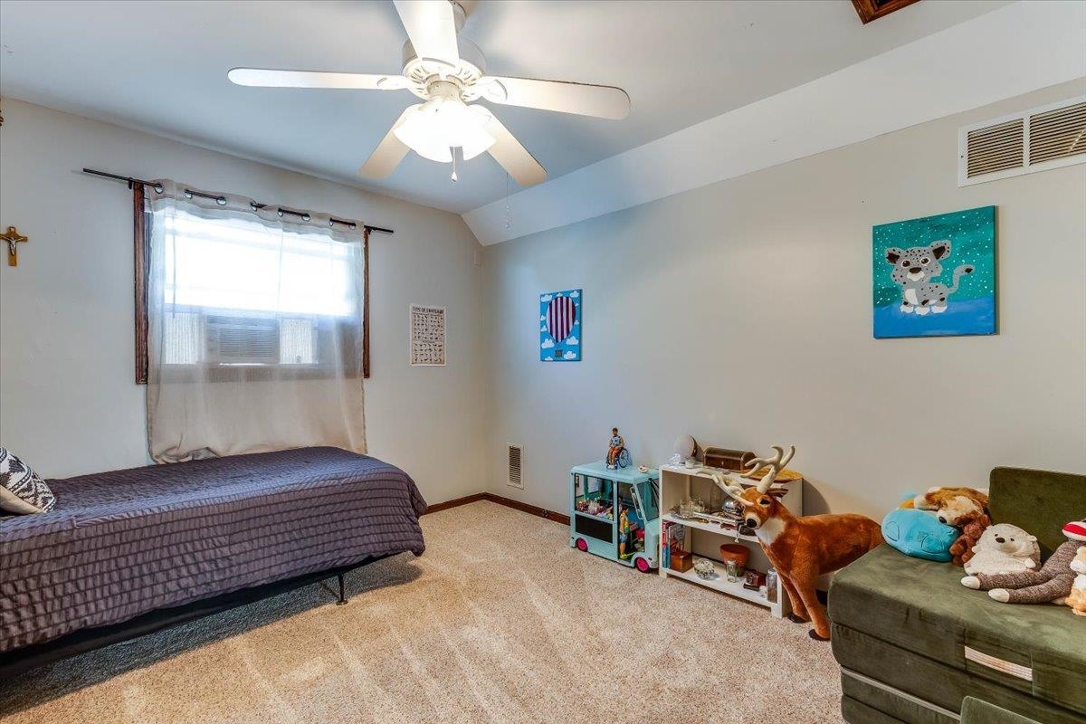 422 S Lincoln St Property Photo 18