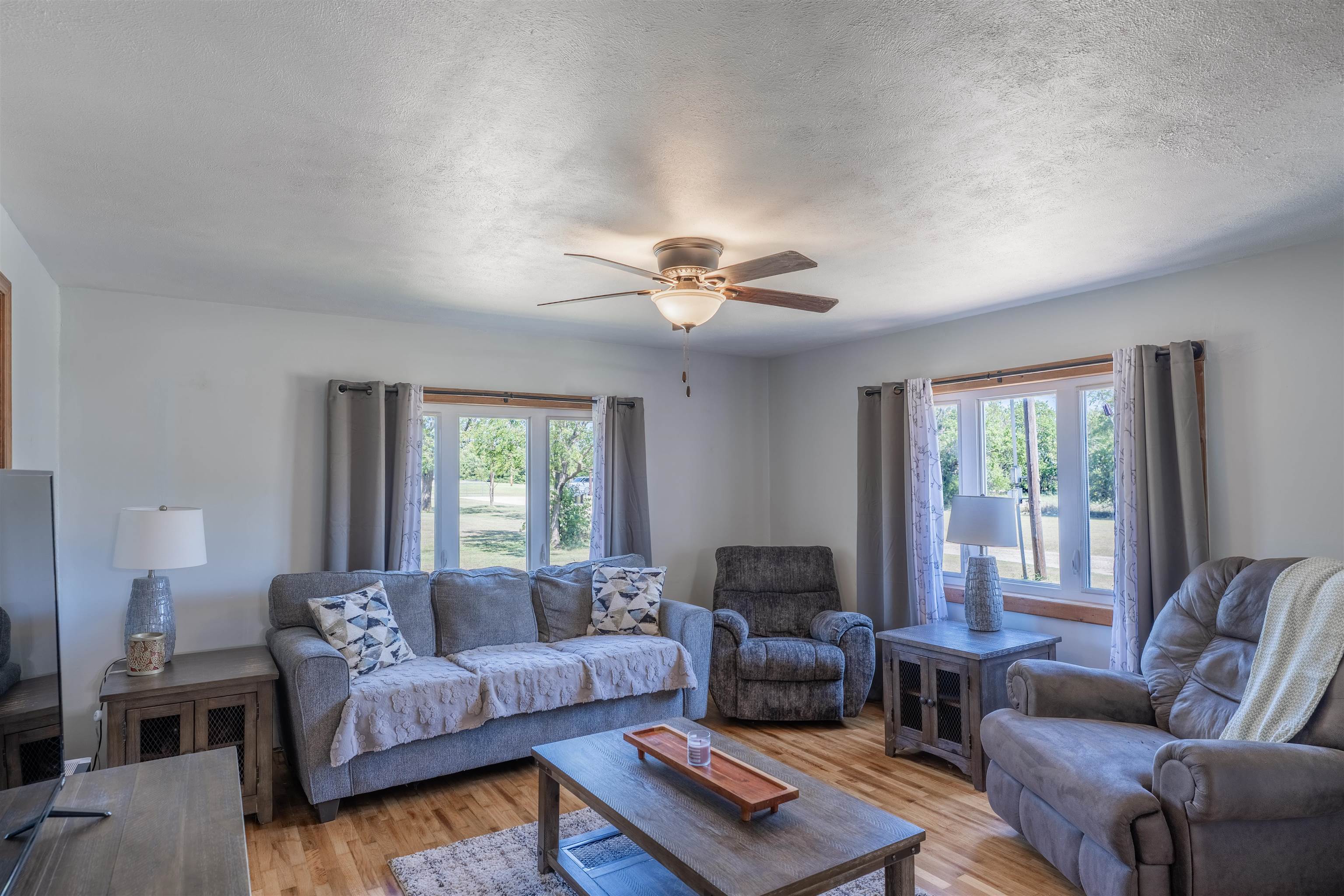 1776 Ivy Rd Property Photo 8