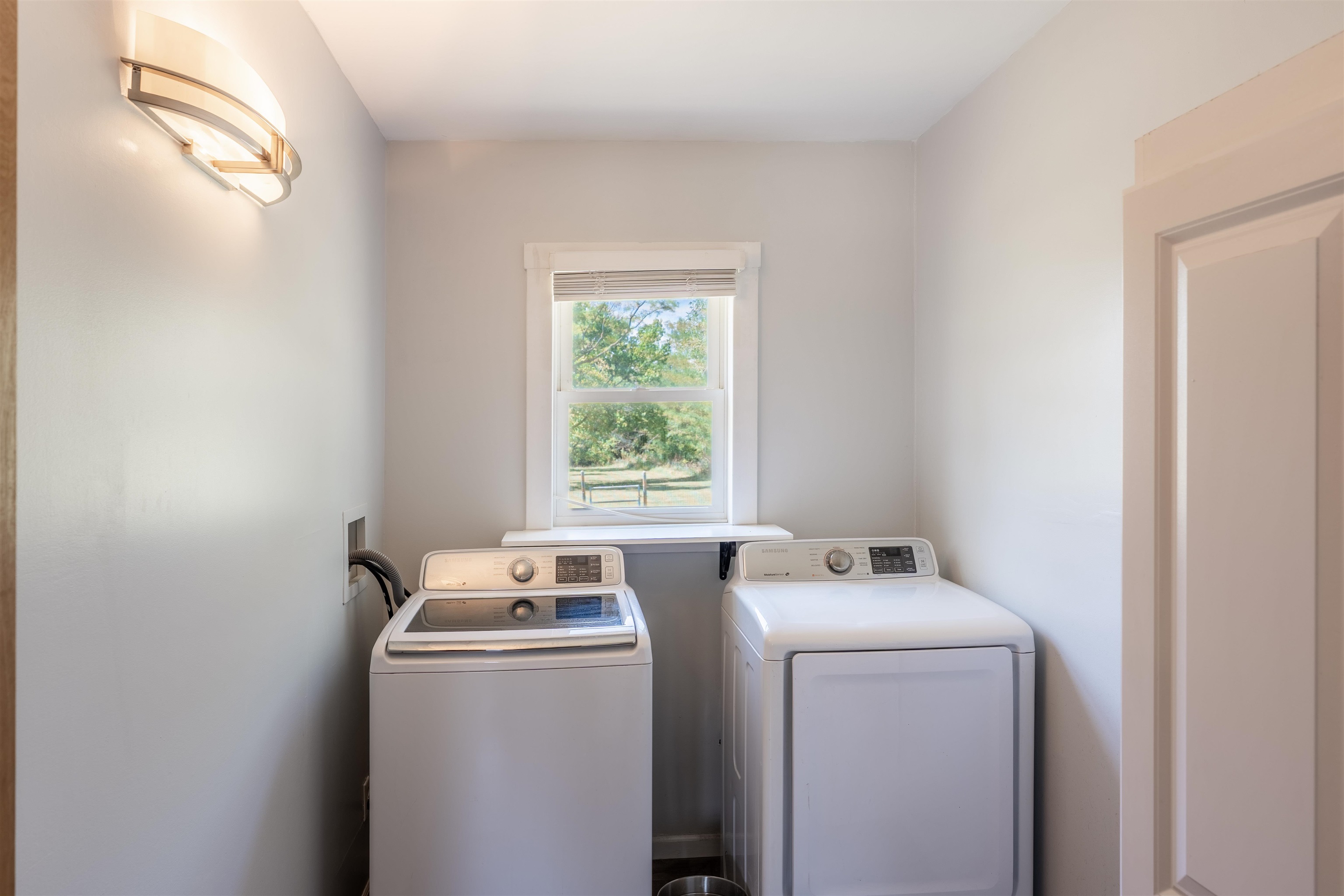 1776 Ivy Rd Property Photo 21