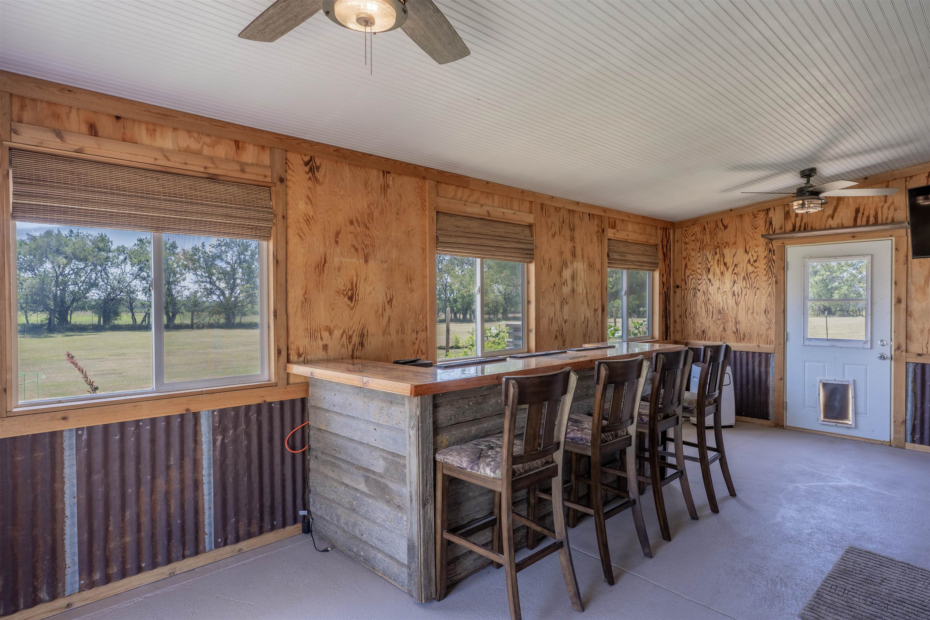 1776 Ivy Rd Property Photo 24