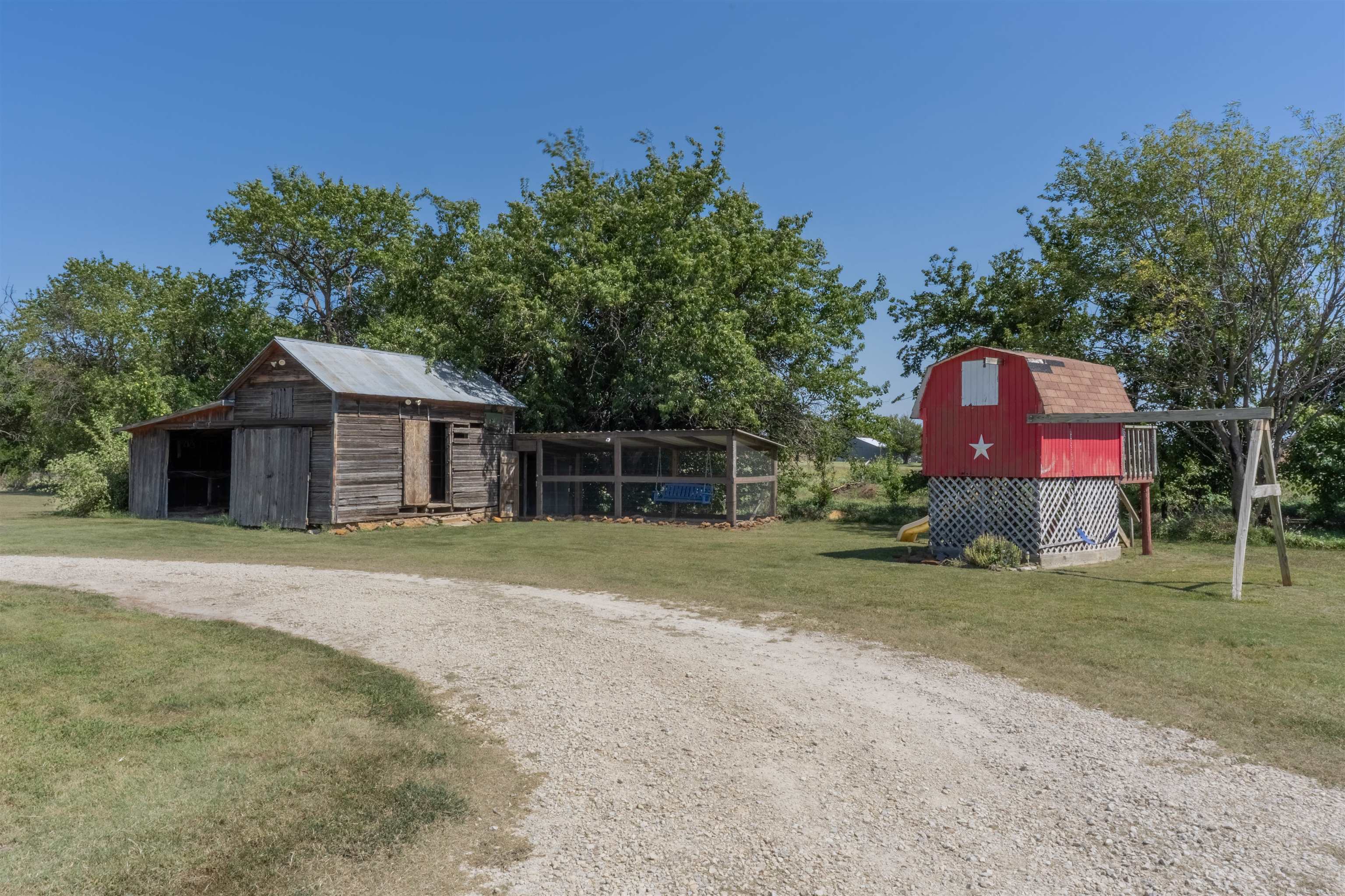 1776 Ivy Rd Property Photo 29