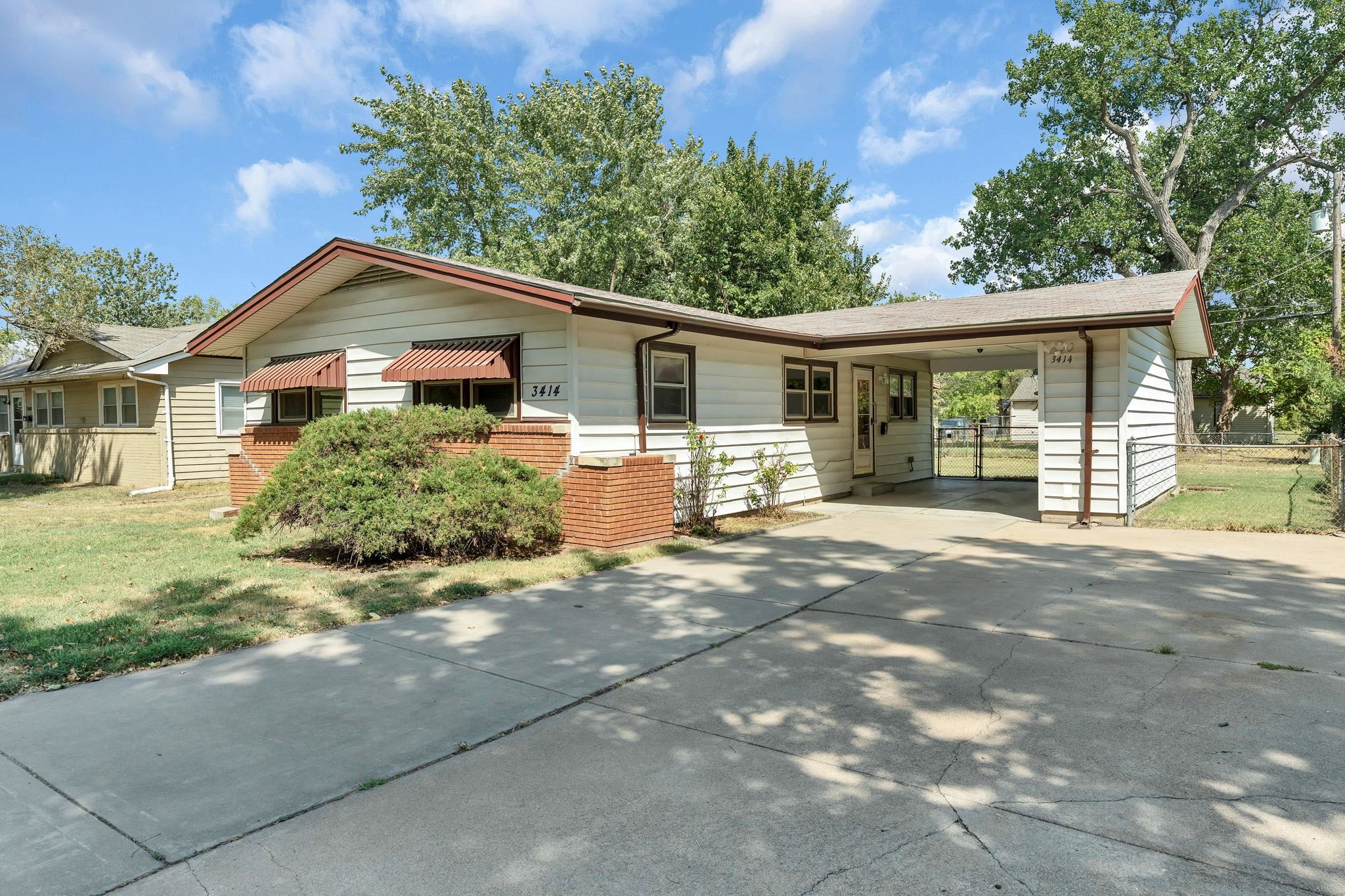 3414 S Hiram Ave Property Photo