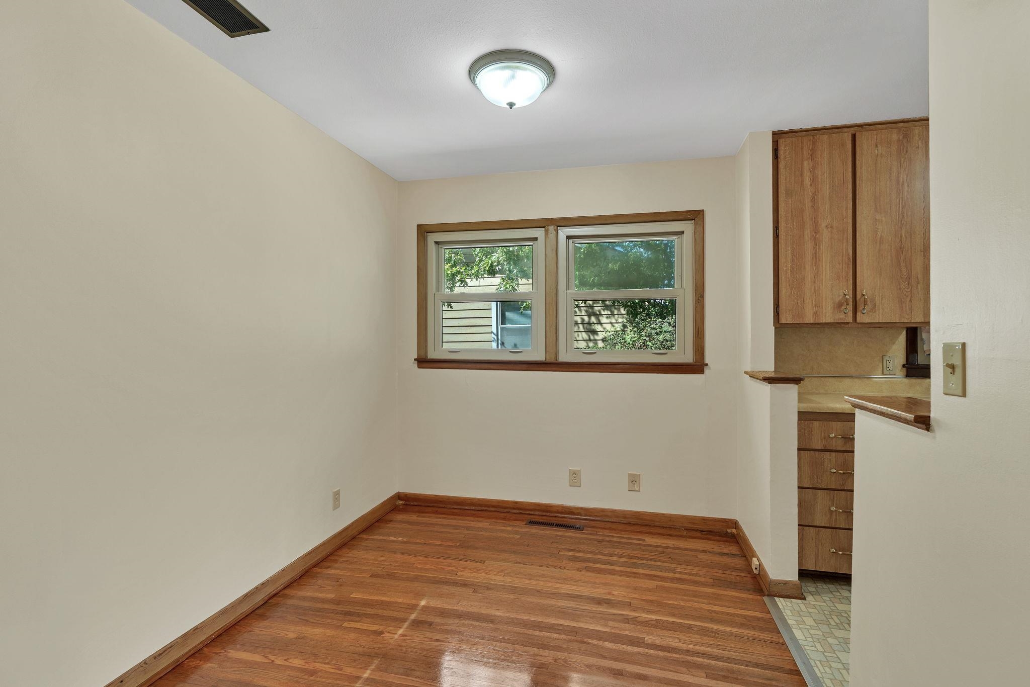 3414 S Hiram Ave Property Photo 11