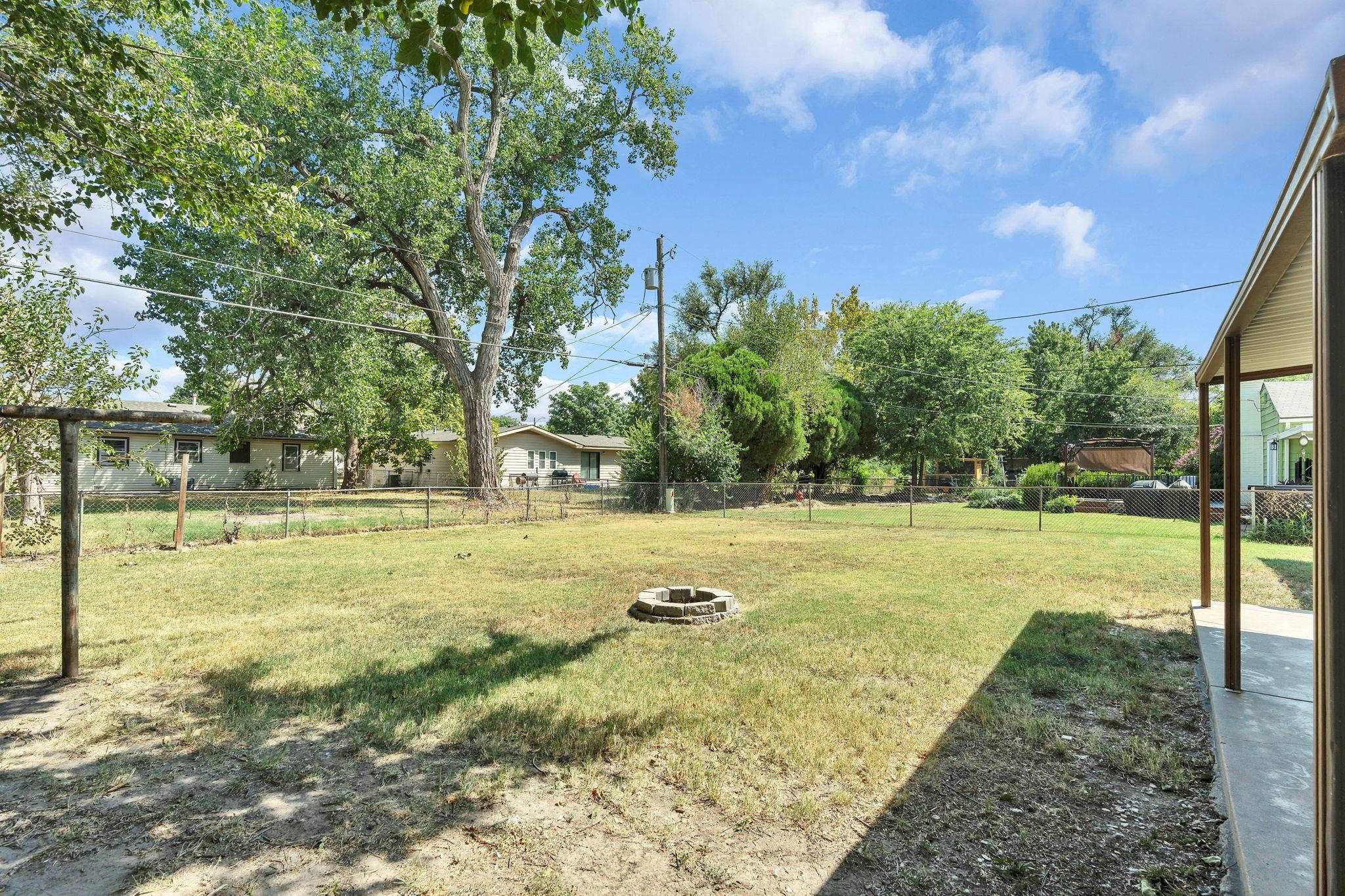 3414 S Hiram Ave Property Photo 24