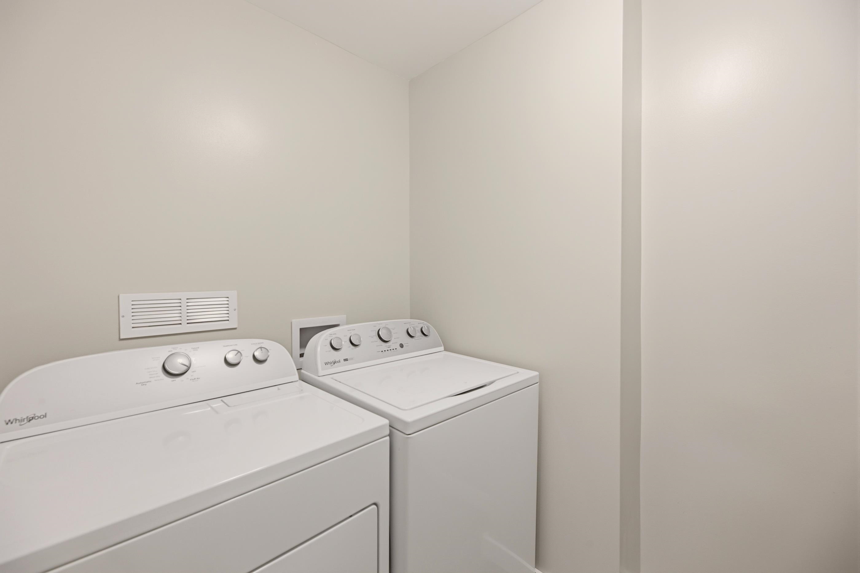 402 E Market Property Photo 23
