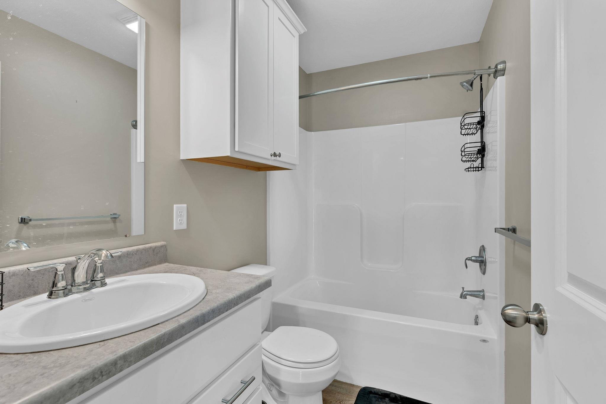 1027-1029 N H St Property Photo 19