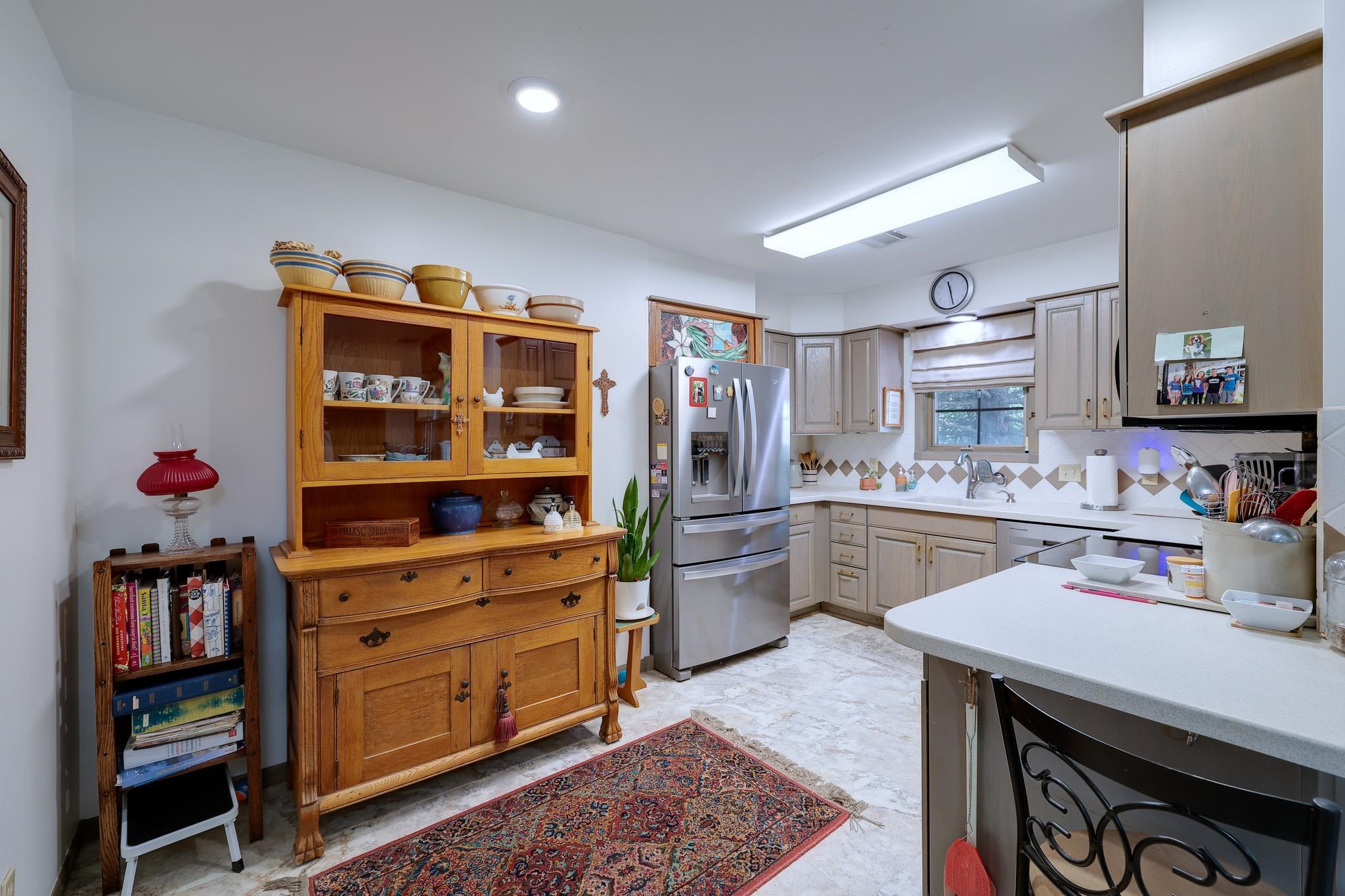 801 Spey Property Photo 6
