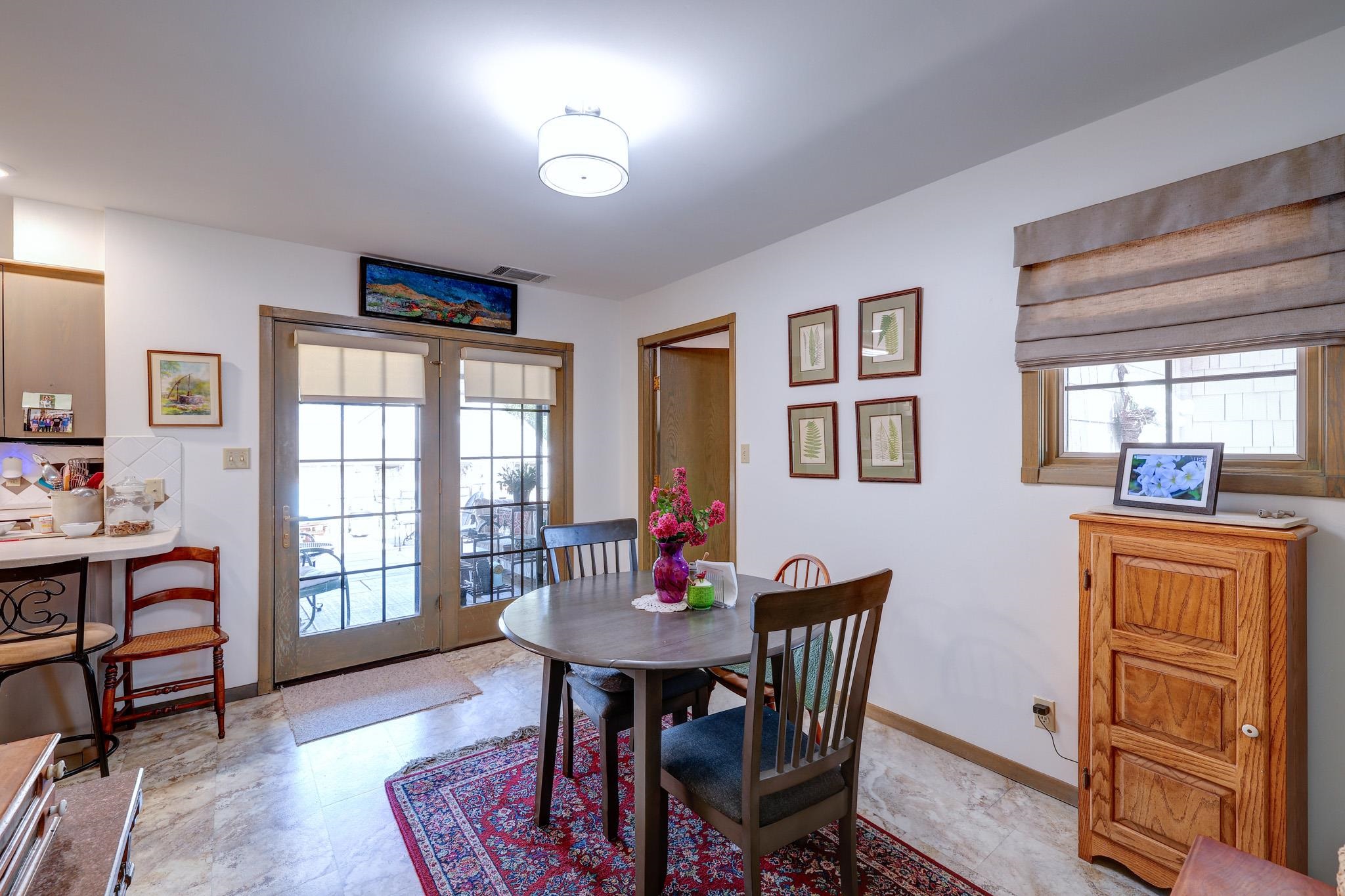 801 Spey Property Photo 7