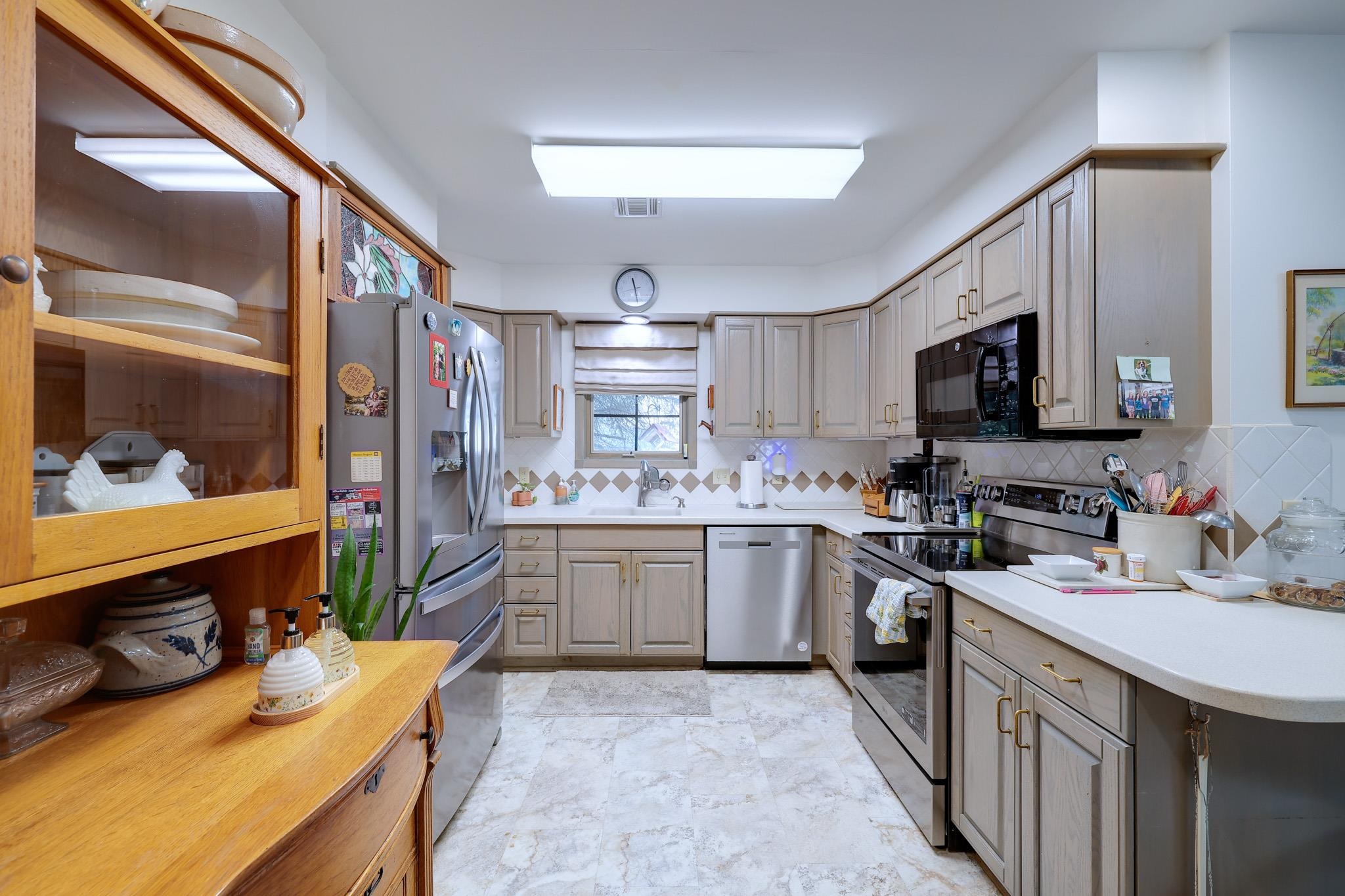 801 Spey Property Photo 13