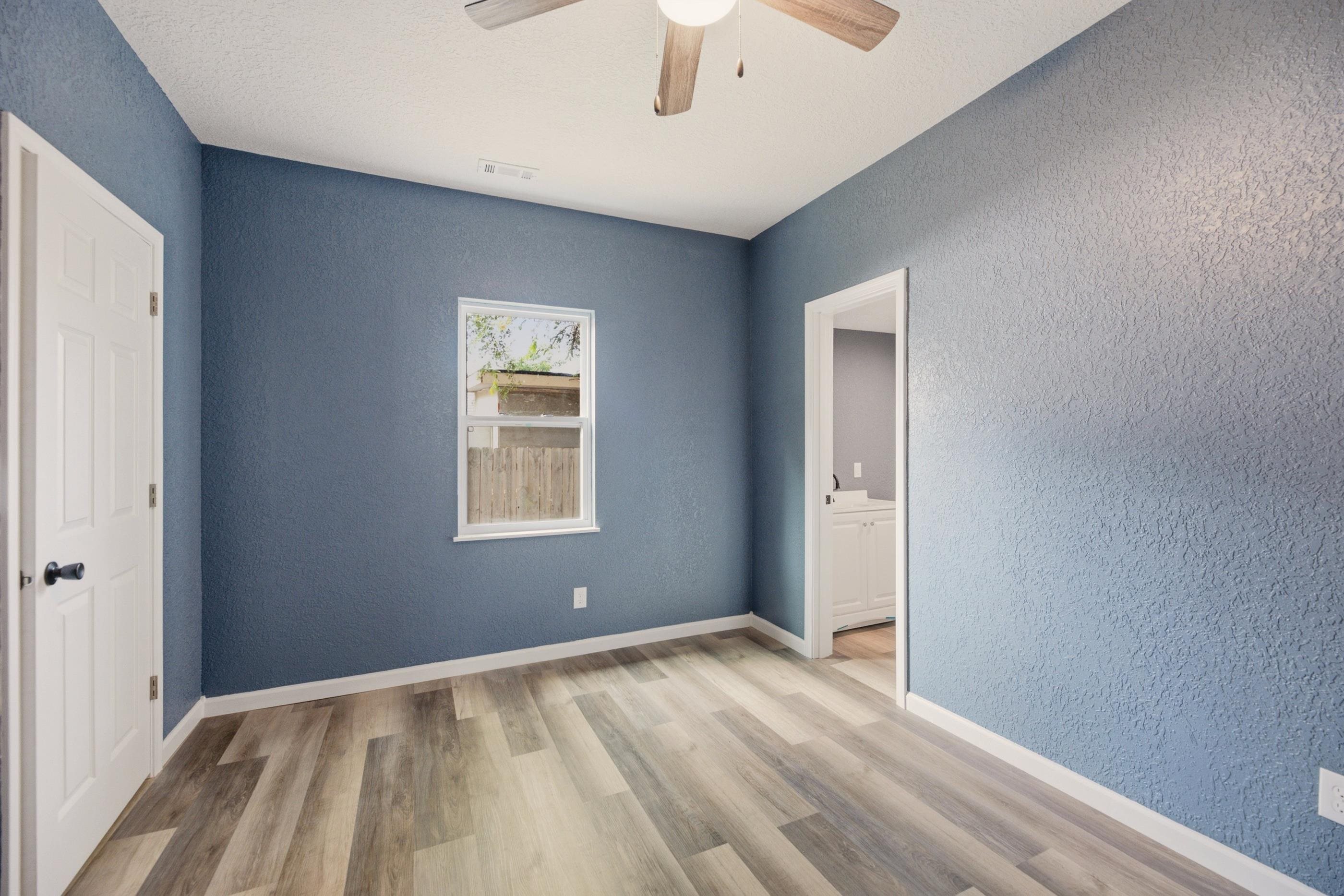 305 S Reno Property Photo 16