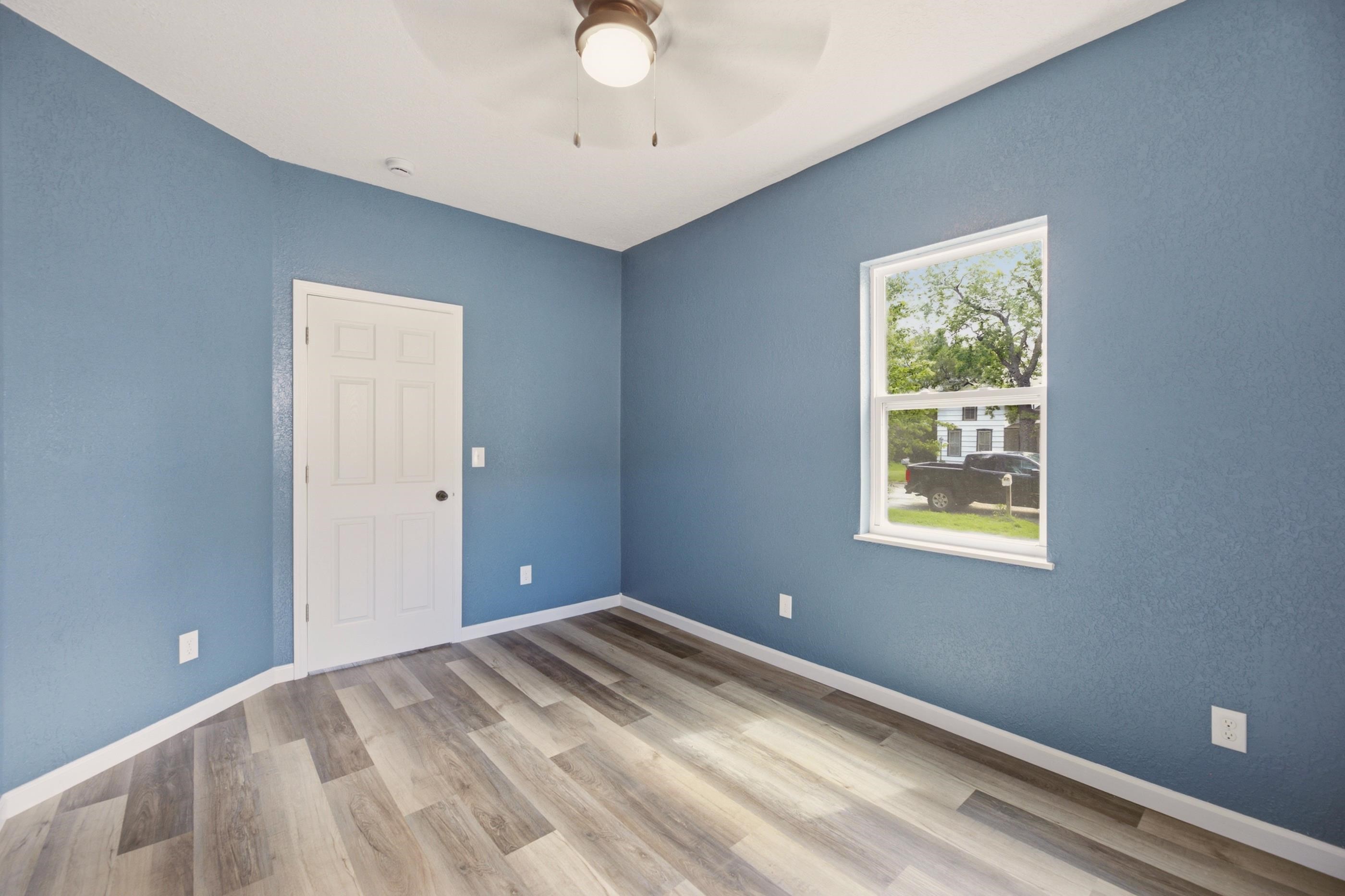 305 S Reno Property Photo 18