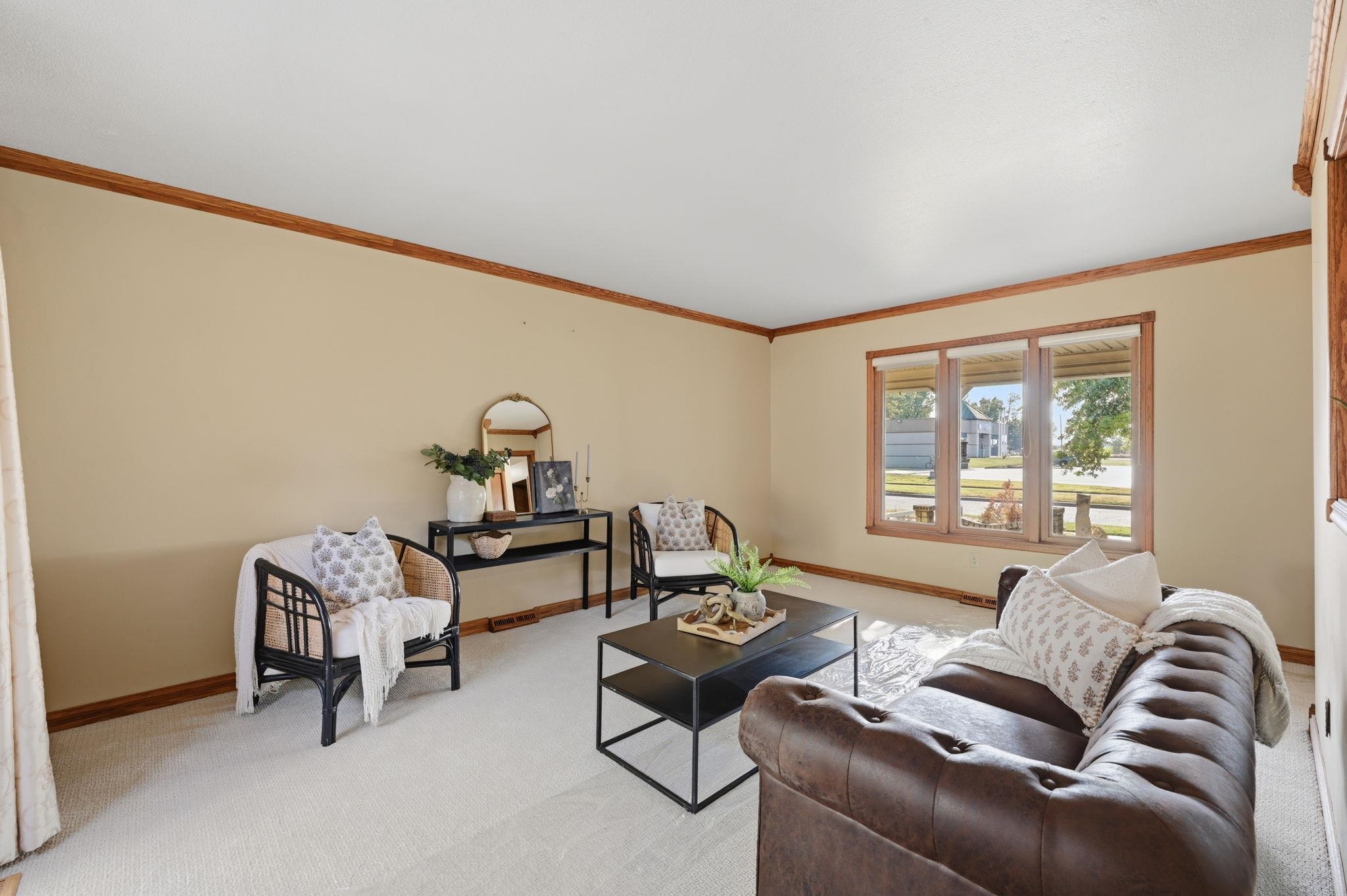 2132 N Mccomas Property Photo 9