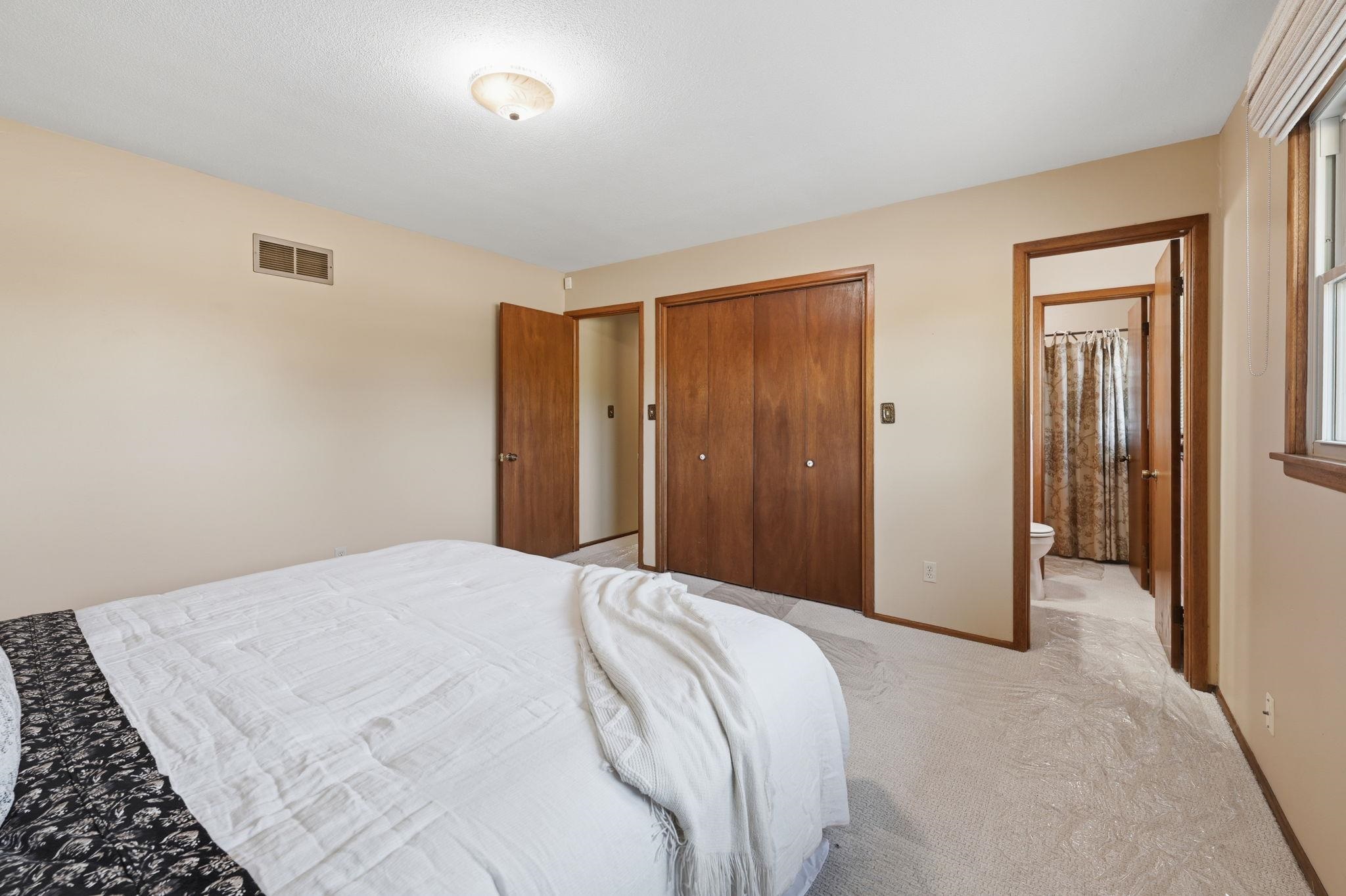 2132 N Mccomas Property Photo 18