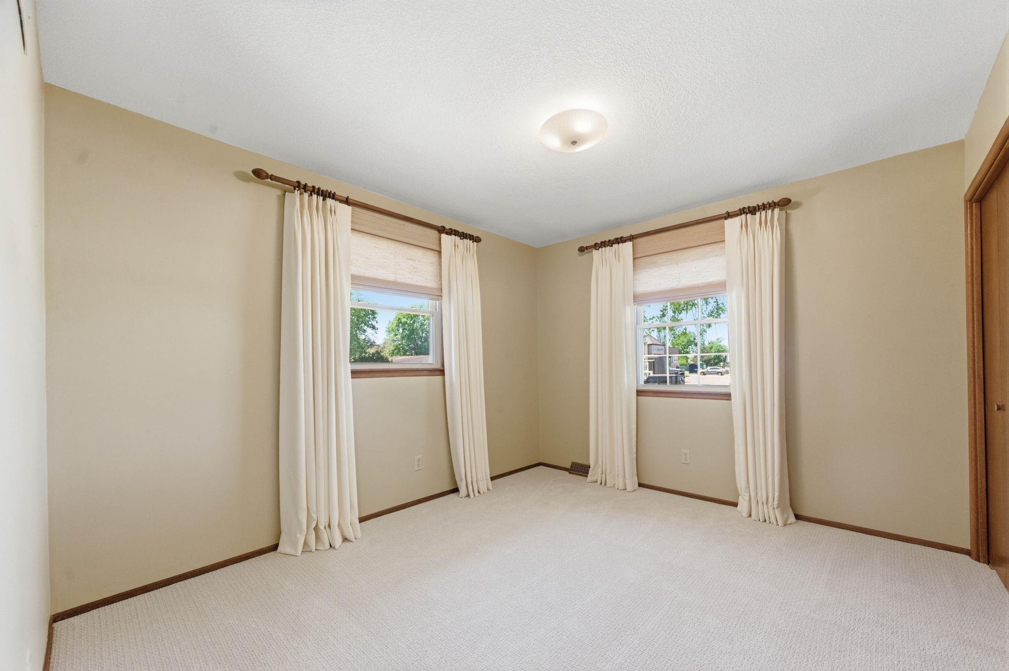 2132 N Mccomas Property Photo 22