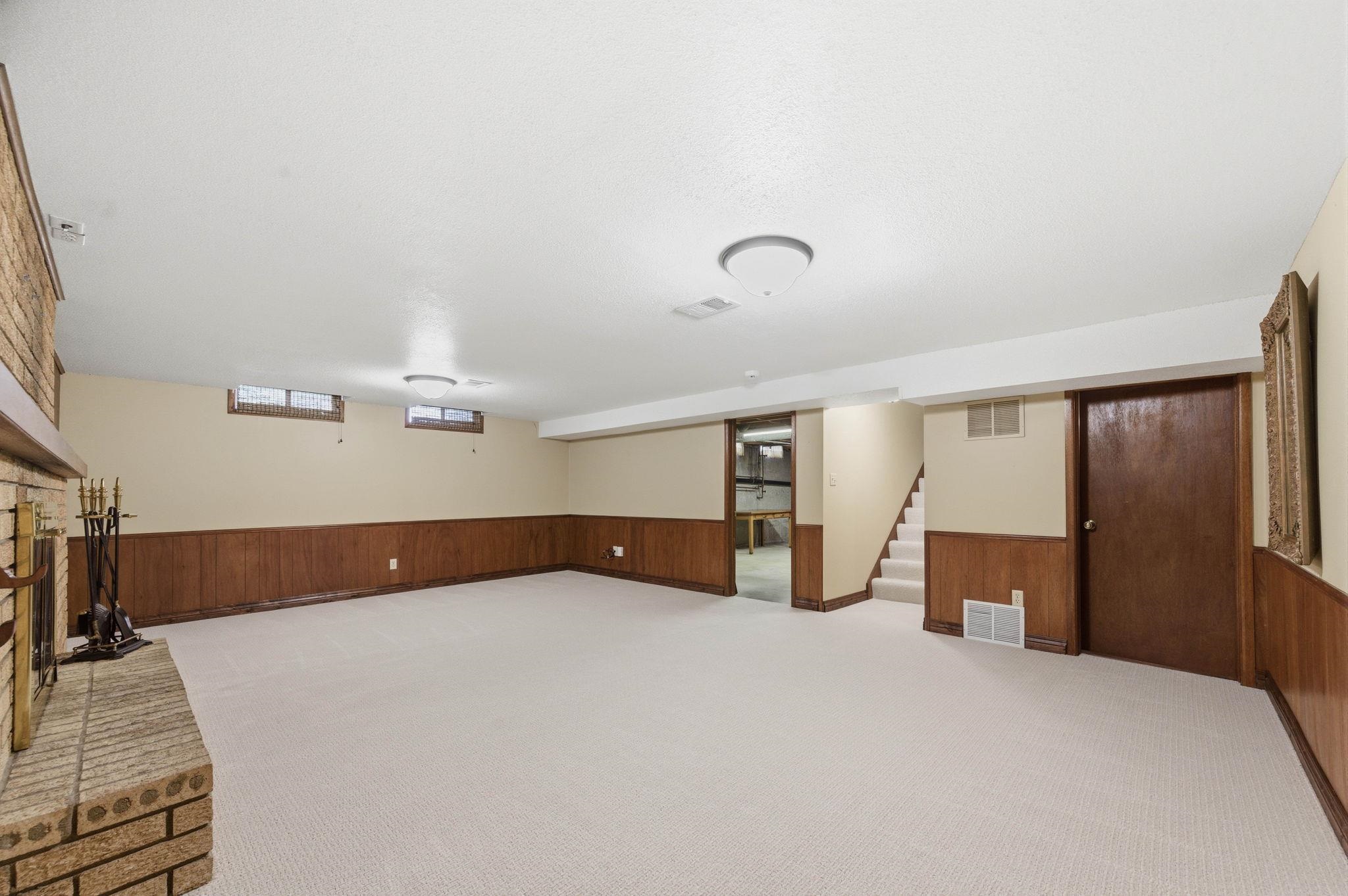 2132 N Mccomas Property Photo 24