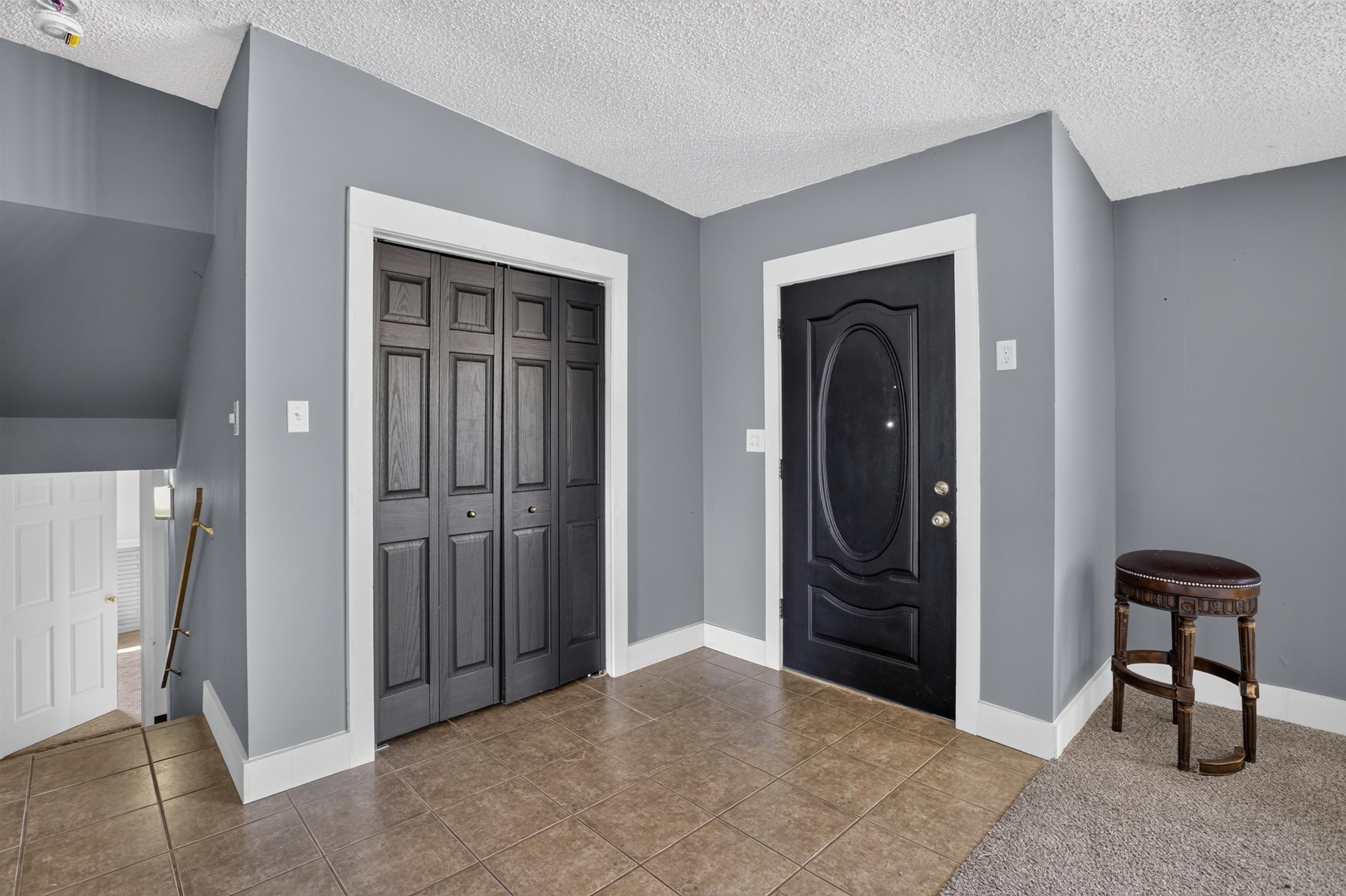 5000 S Kansas Ave Property Photo 4