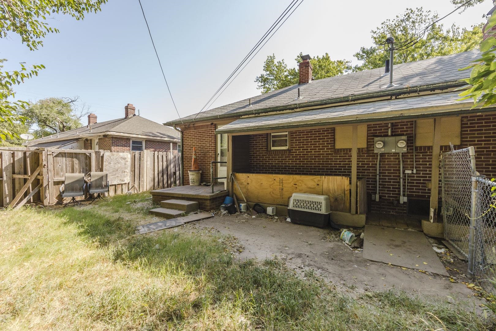 2407 & 2409 S Ellis Property Photo 29