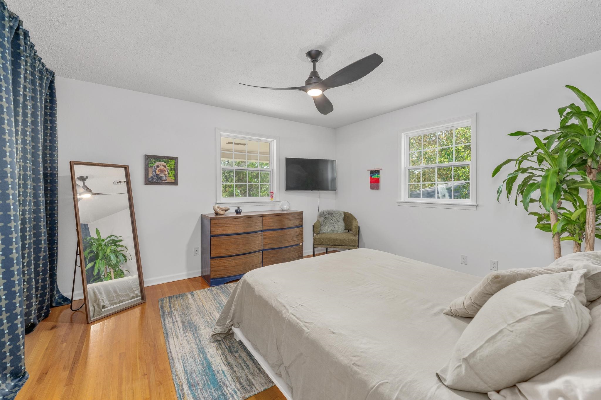 7014 E Magill Ln Property Photo 13