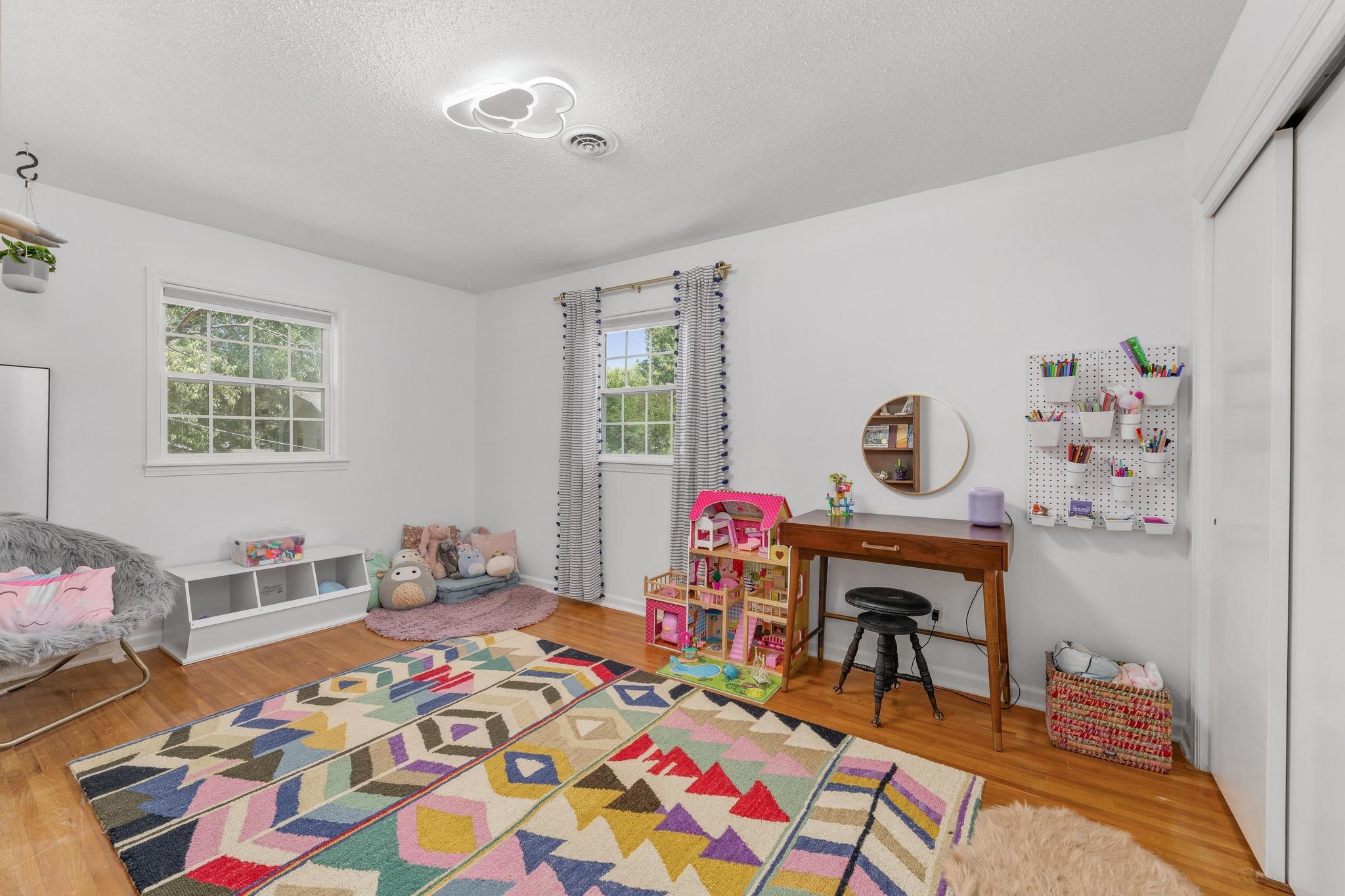 7014 E Magill Ln Property Photo 17
